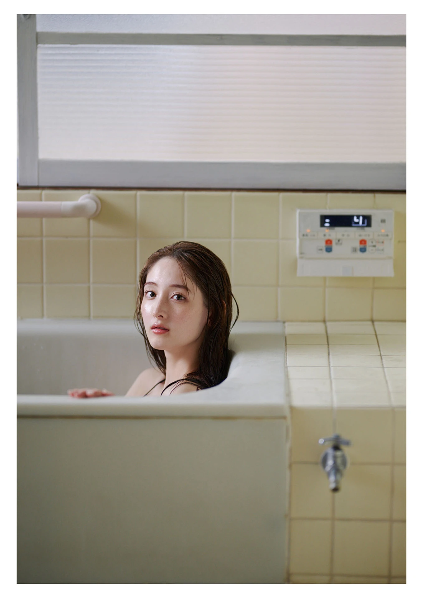 Nana Cecile 菜那セシル, デジタル写真集 『 二十歳のプロローグ 』 Set.02 - P10