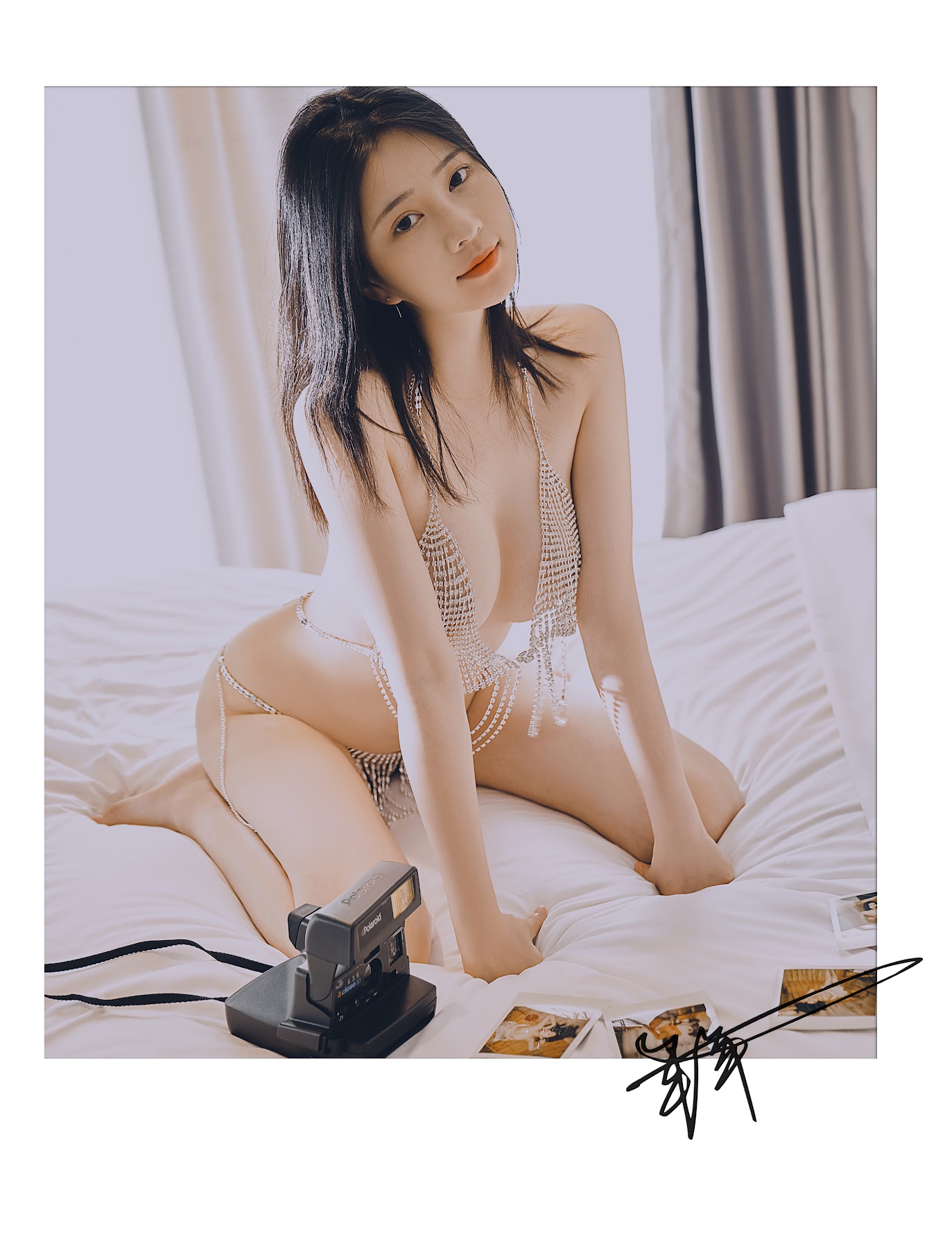Coser@年年Nnian – 拍立得女孩 Polaroid Girl - P41