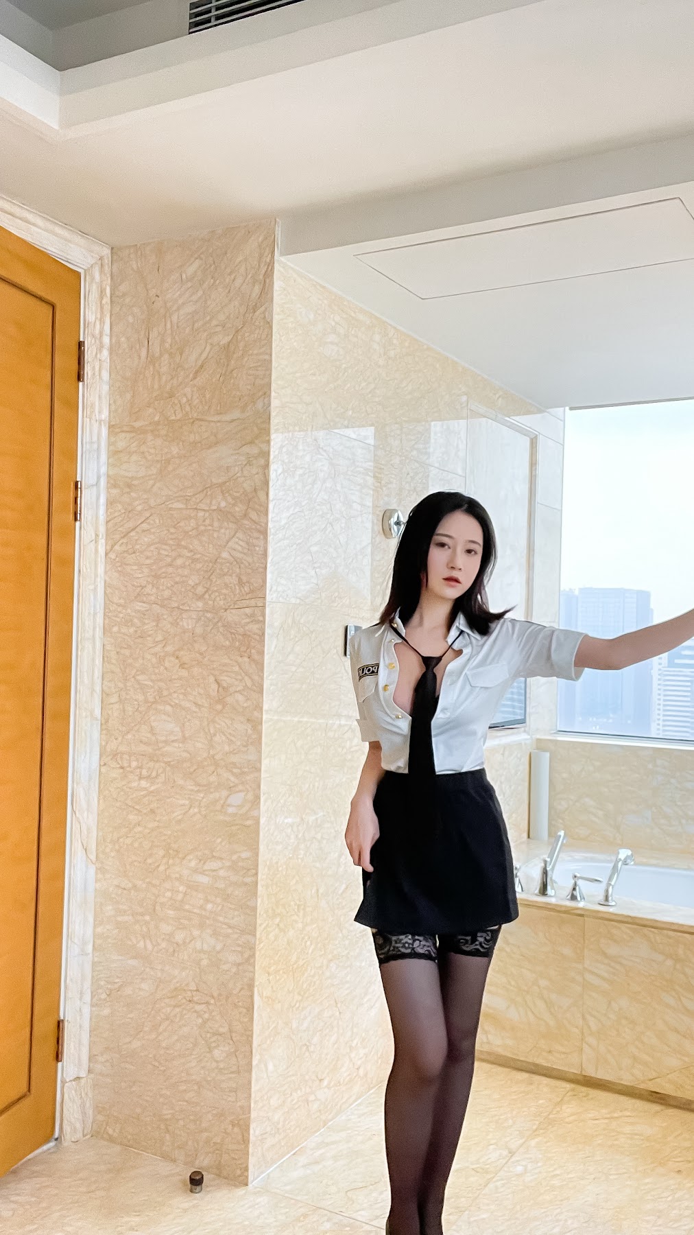 Coser@年年Nnian – 涩女警 - P36