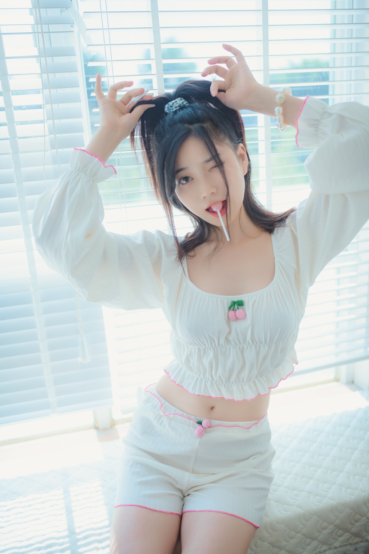Coser@年年Nnian – 爱吃棒棒糖的少女 - P7