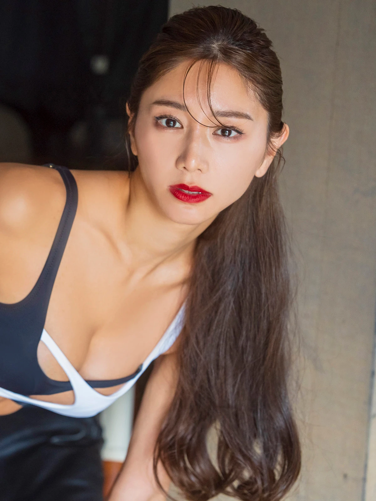 Yasuyo Saito 斎藤恭代, Sabra net e-Book 「COVER DX シルエットのロマンス」 Set.02 - P10