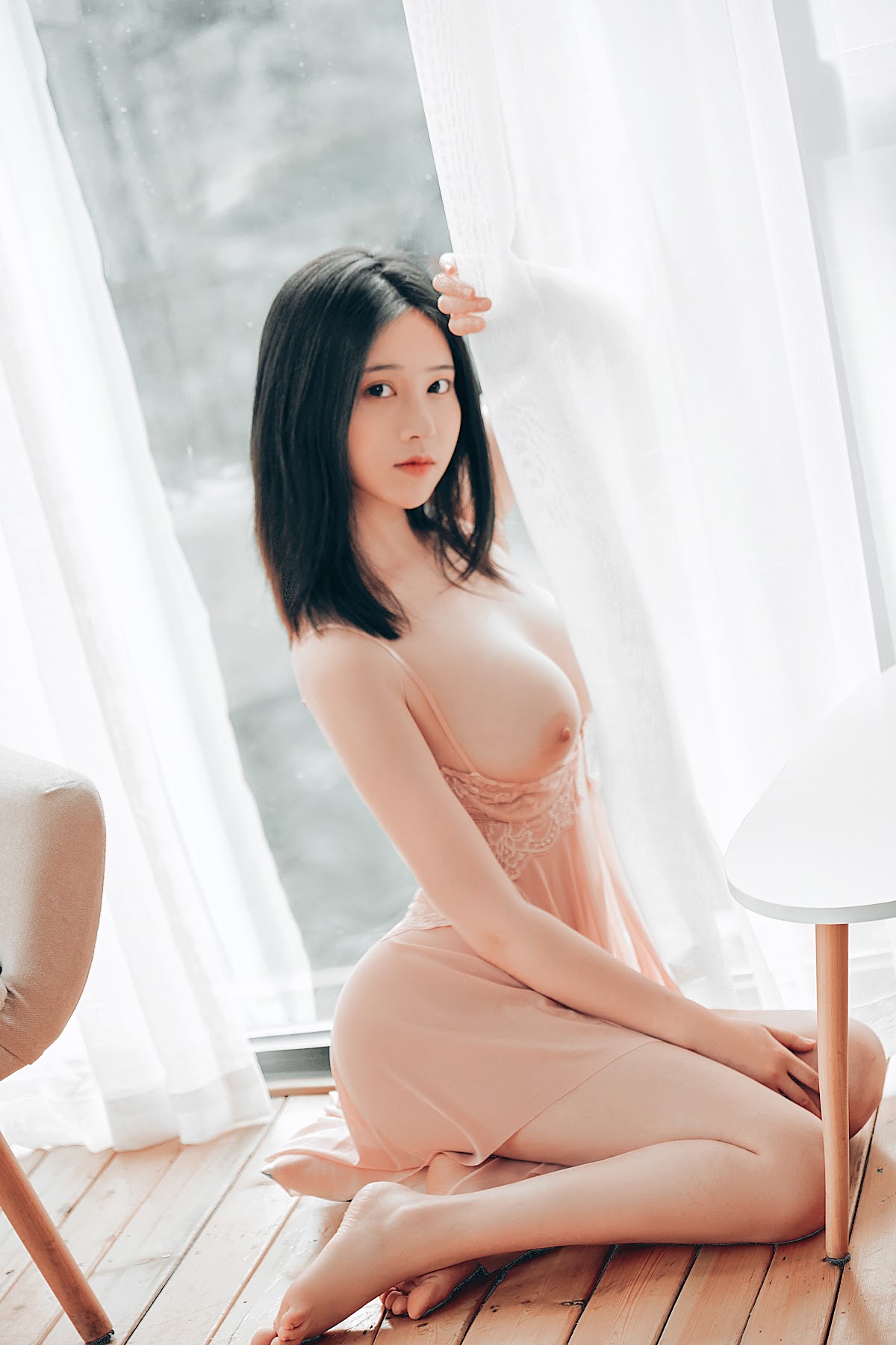 Coser@年年Nnian – 睡衣 Ambiguous - P18