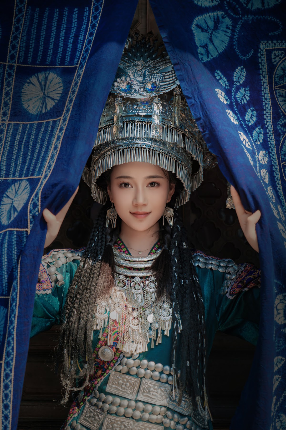 Coser@年年Nnian – 苗疆女孩 - P16