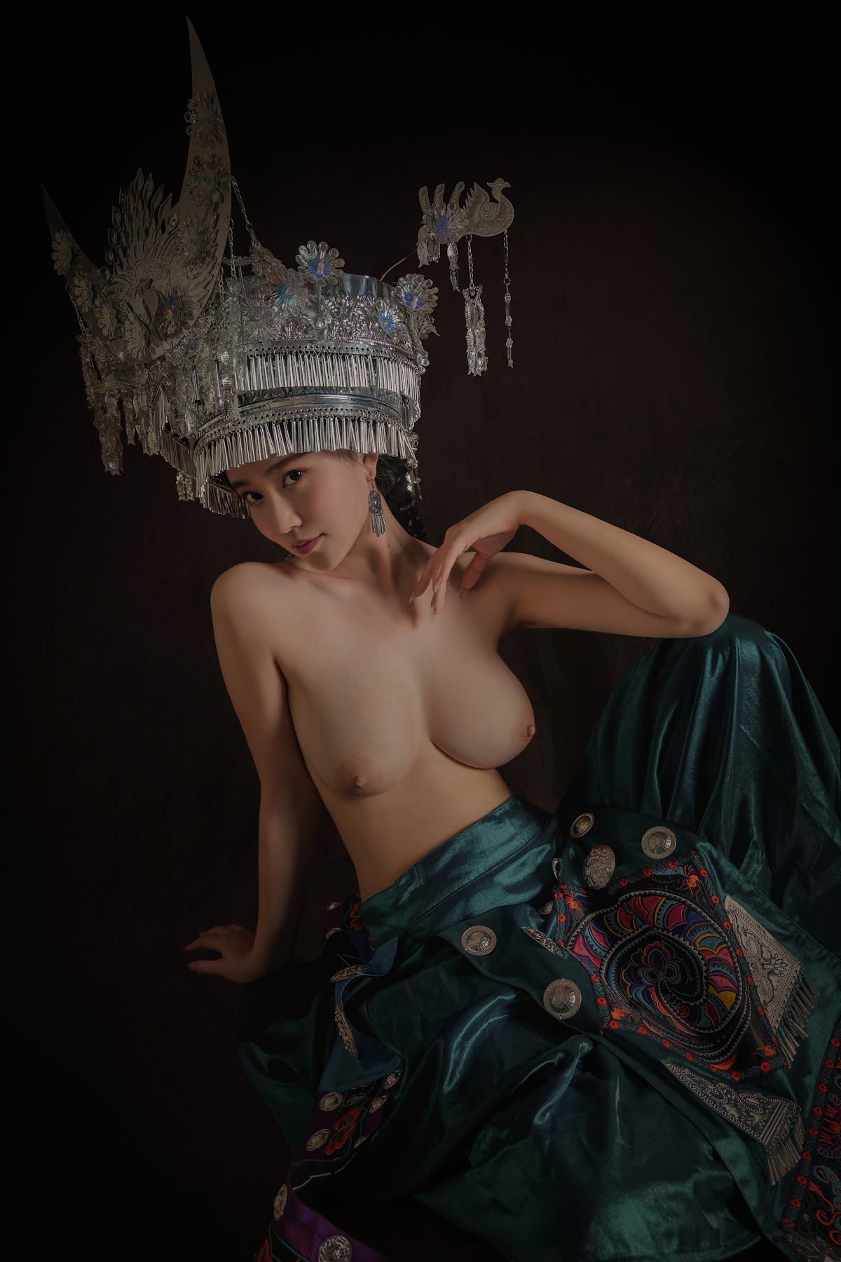 Coser@年年Nnian – 苗疆女孩 - P36