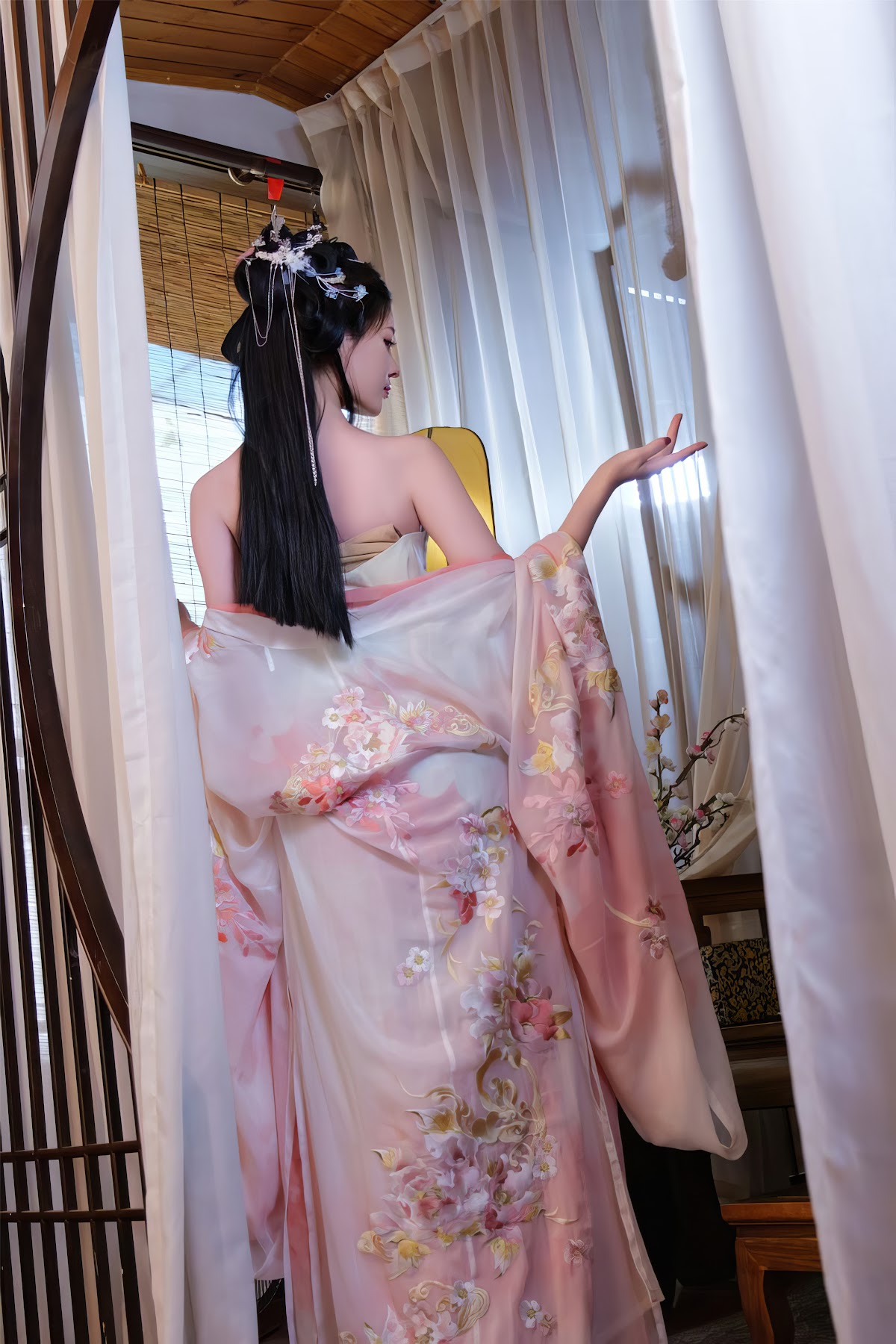 Coser@年年Nnian – 霓裳 - P4