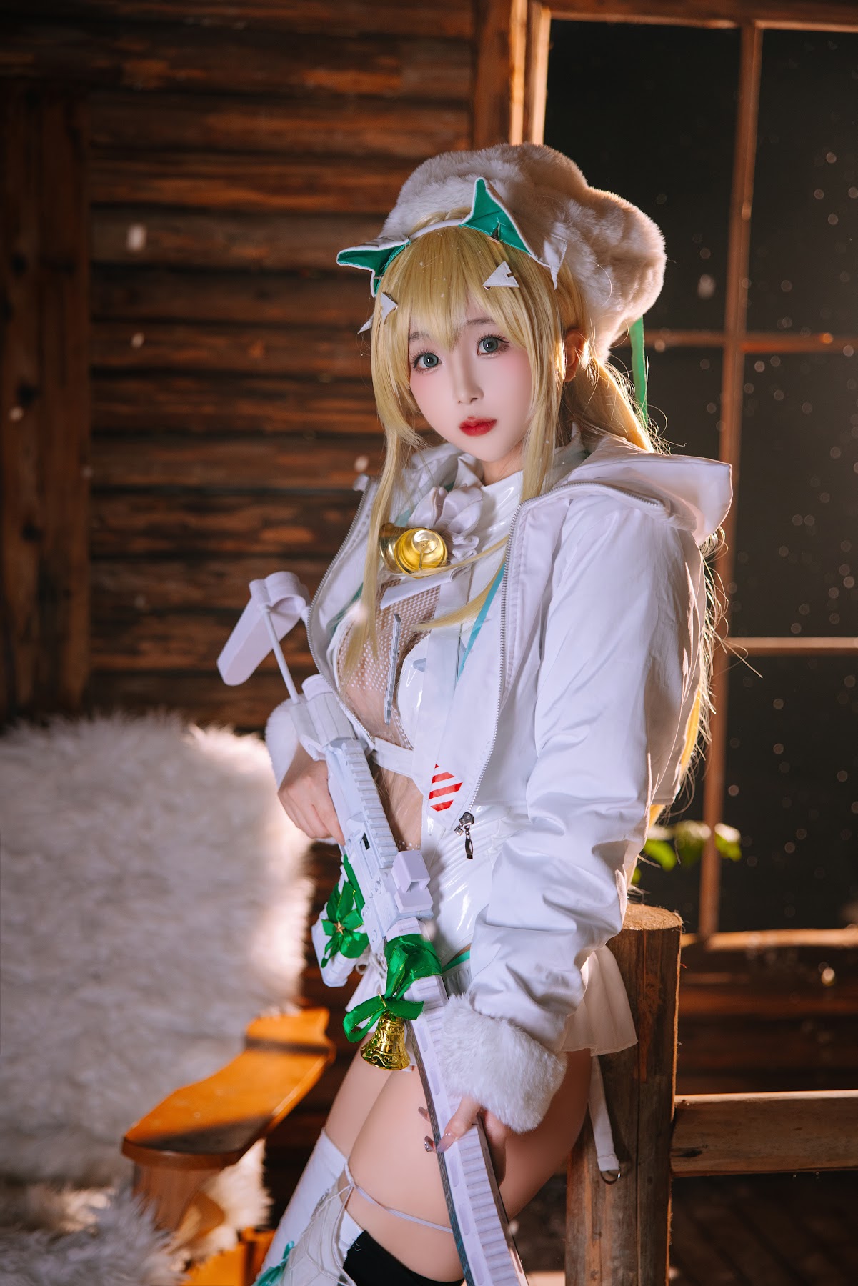 Coser@日奈娇 – 露菲圣诞 - P15