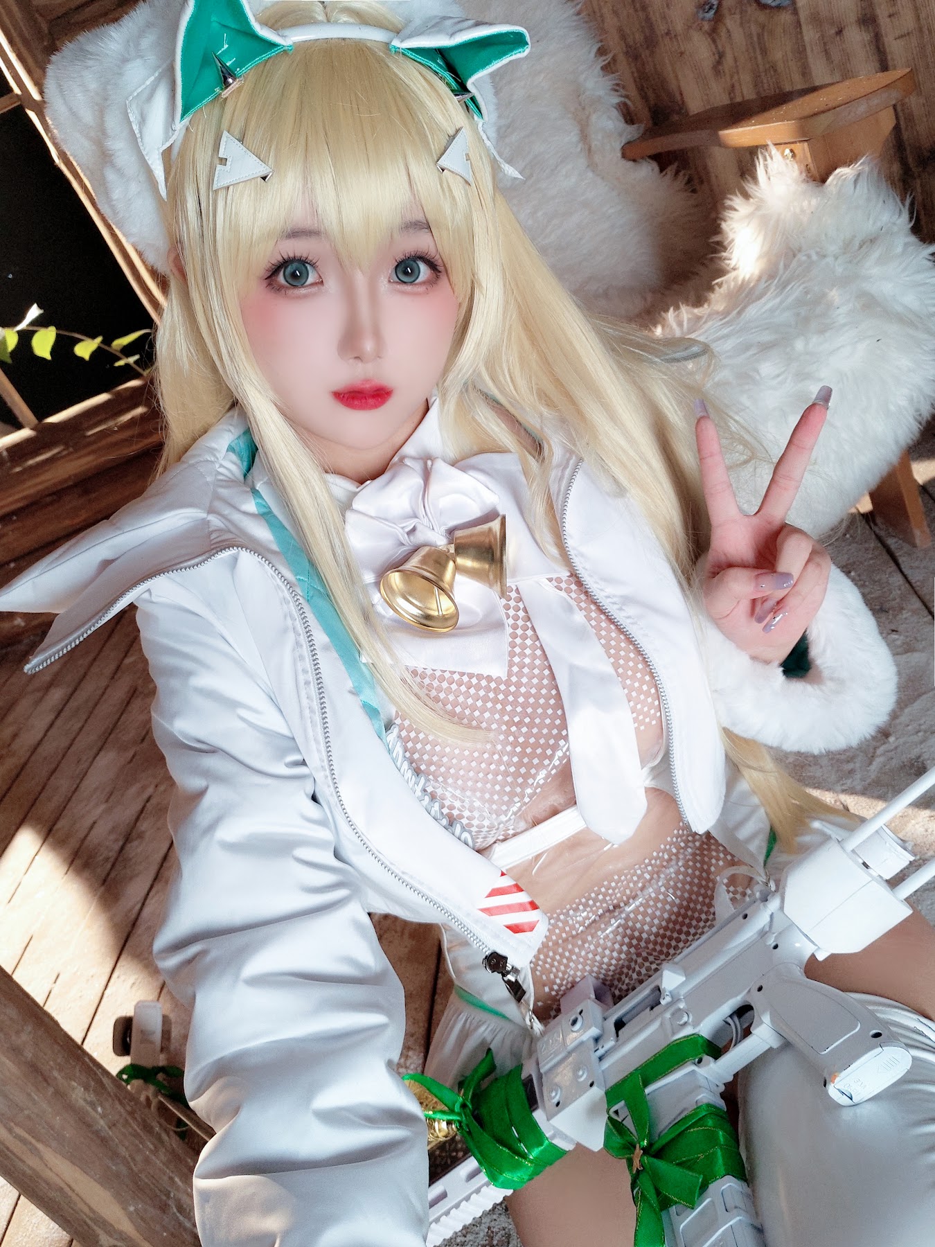 Coser@日奈娇 – 露菲圣诞 - P17