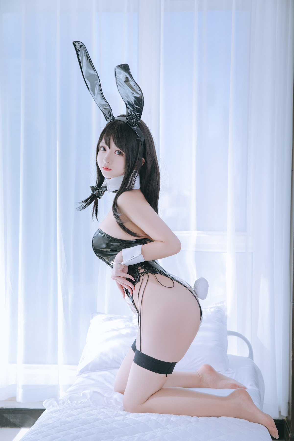 Coser@日奈娇 – 透明兔女郎 - P9