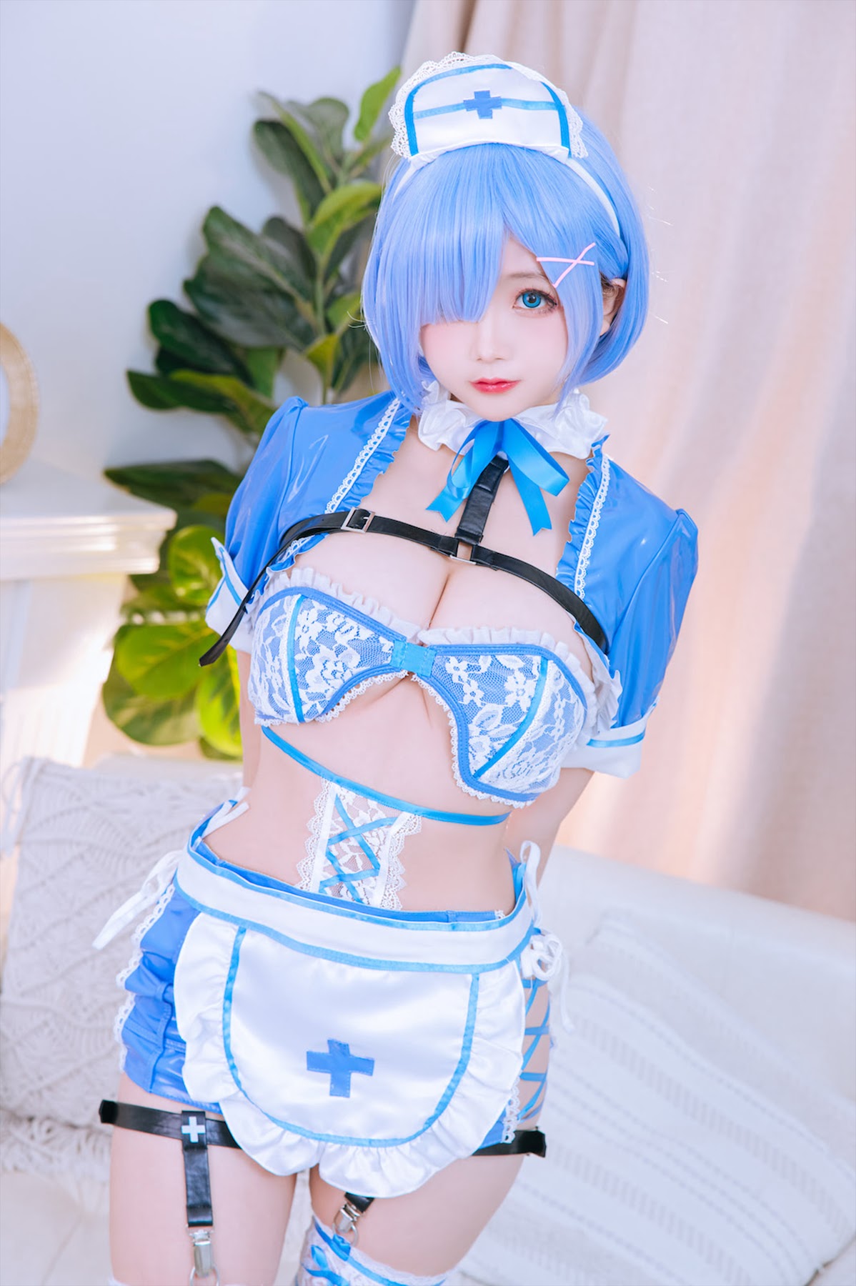 Coser@日奈娇 – 蕾姆蓝色护士 - P18
