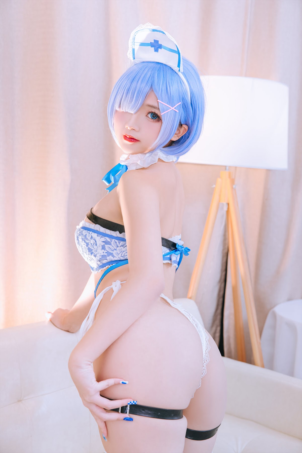 Coser@日奈娇 – 蕾姆蓝色护士 - P39