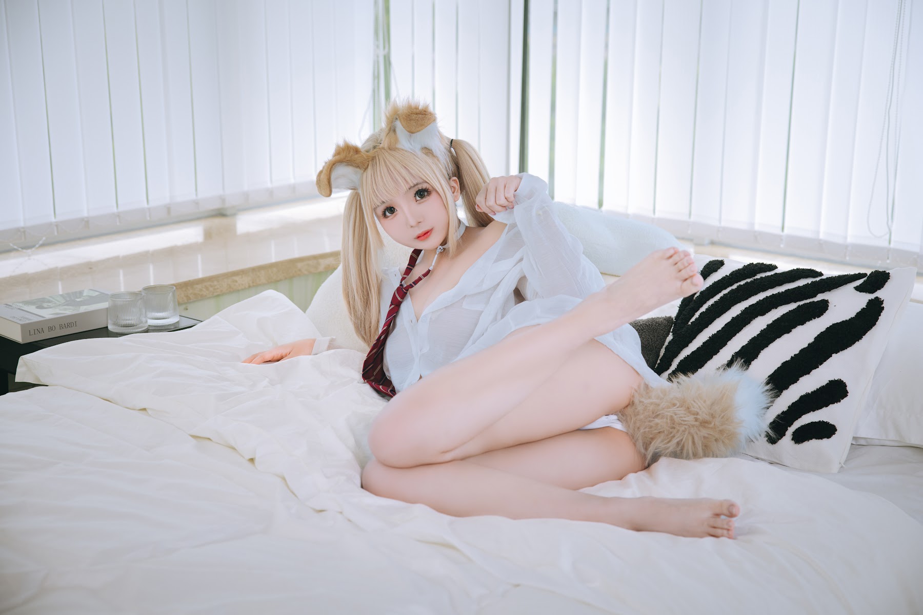 Coser@日奈娇 – 衬衫小狗 - P18