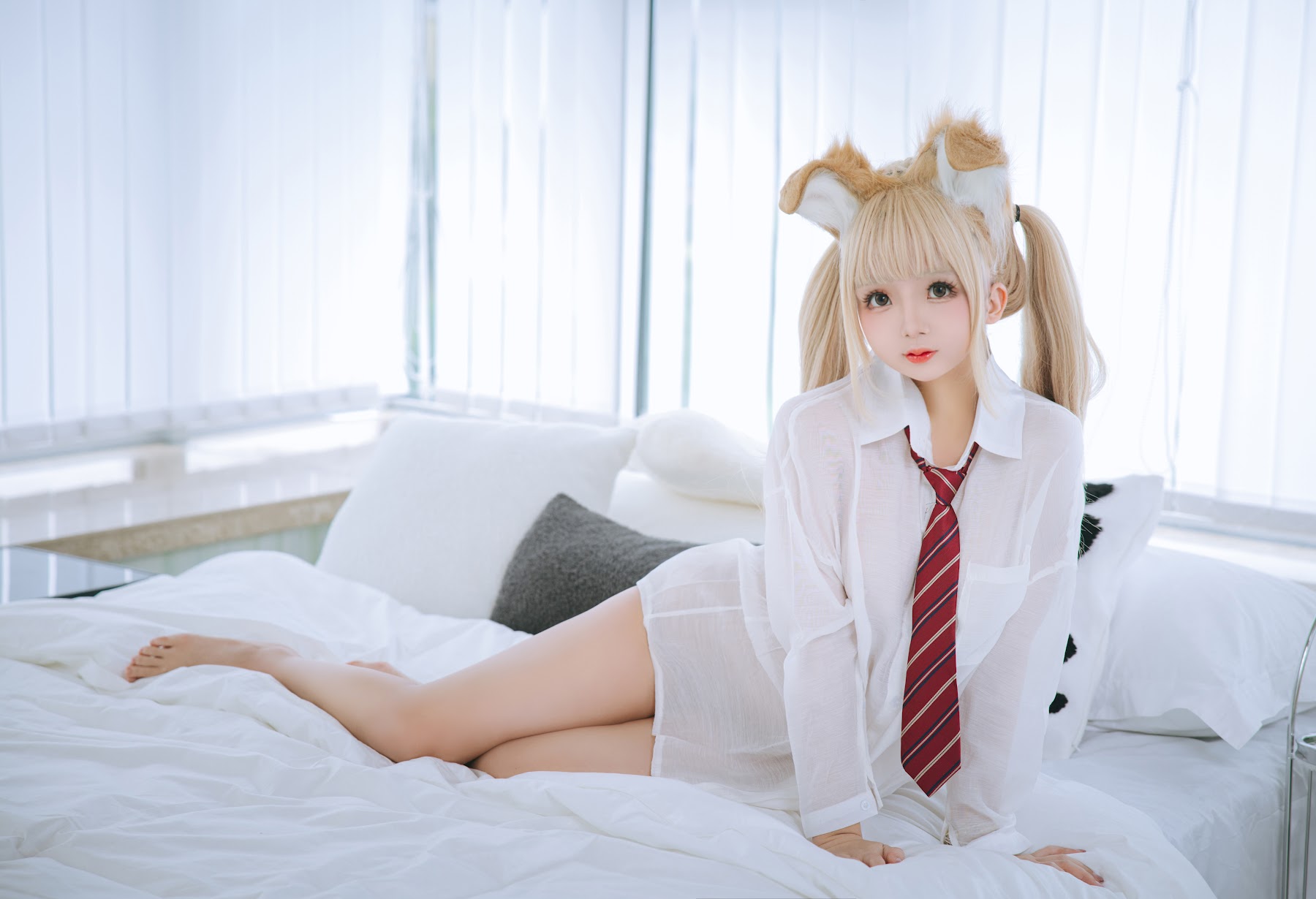Coser@日奈娇 – 衬衫小狗 - P1