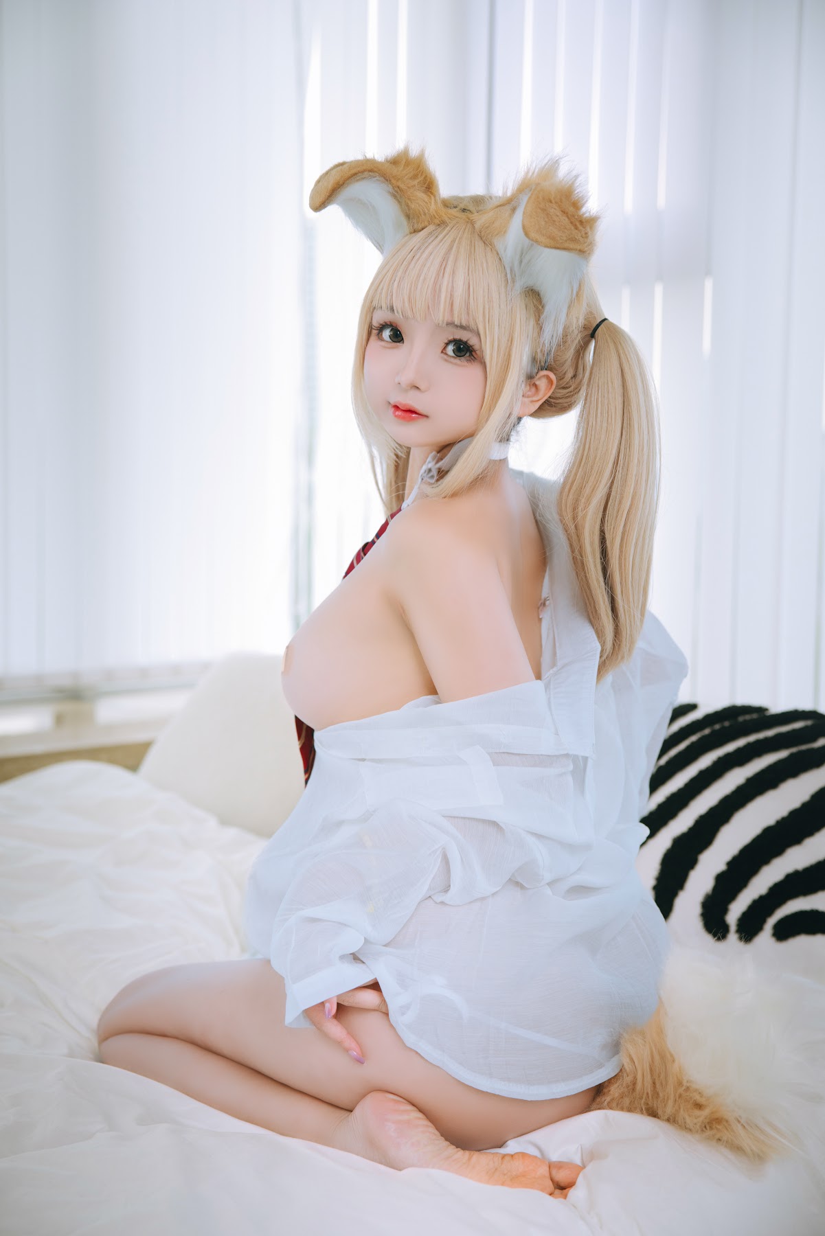 Coser@日奈娇 – 衬衫小狗 - P19