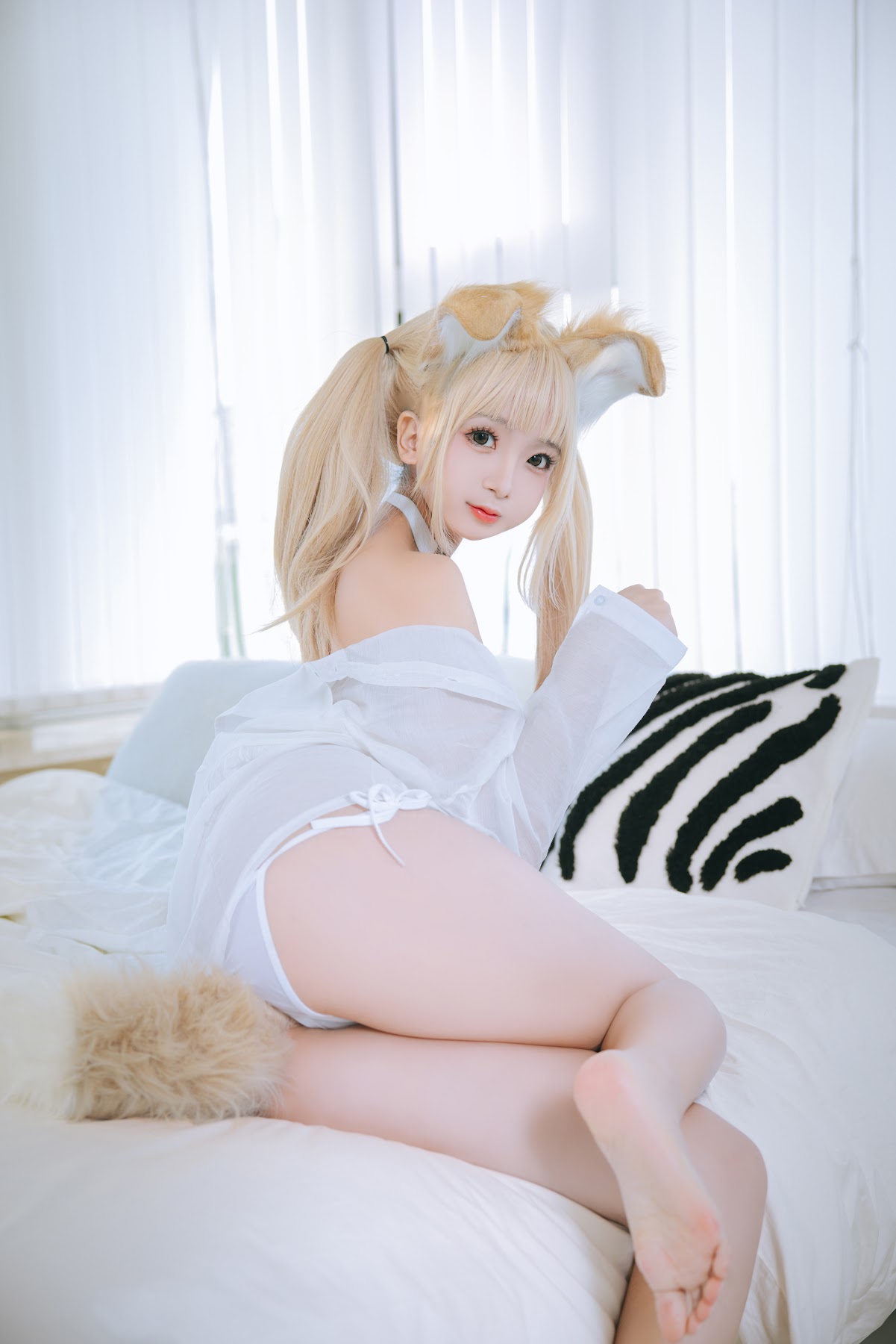 Coser@日奈娇 – 衬衫小狗 - P27