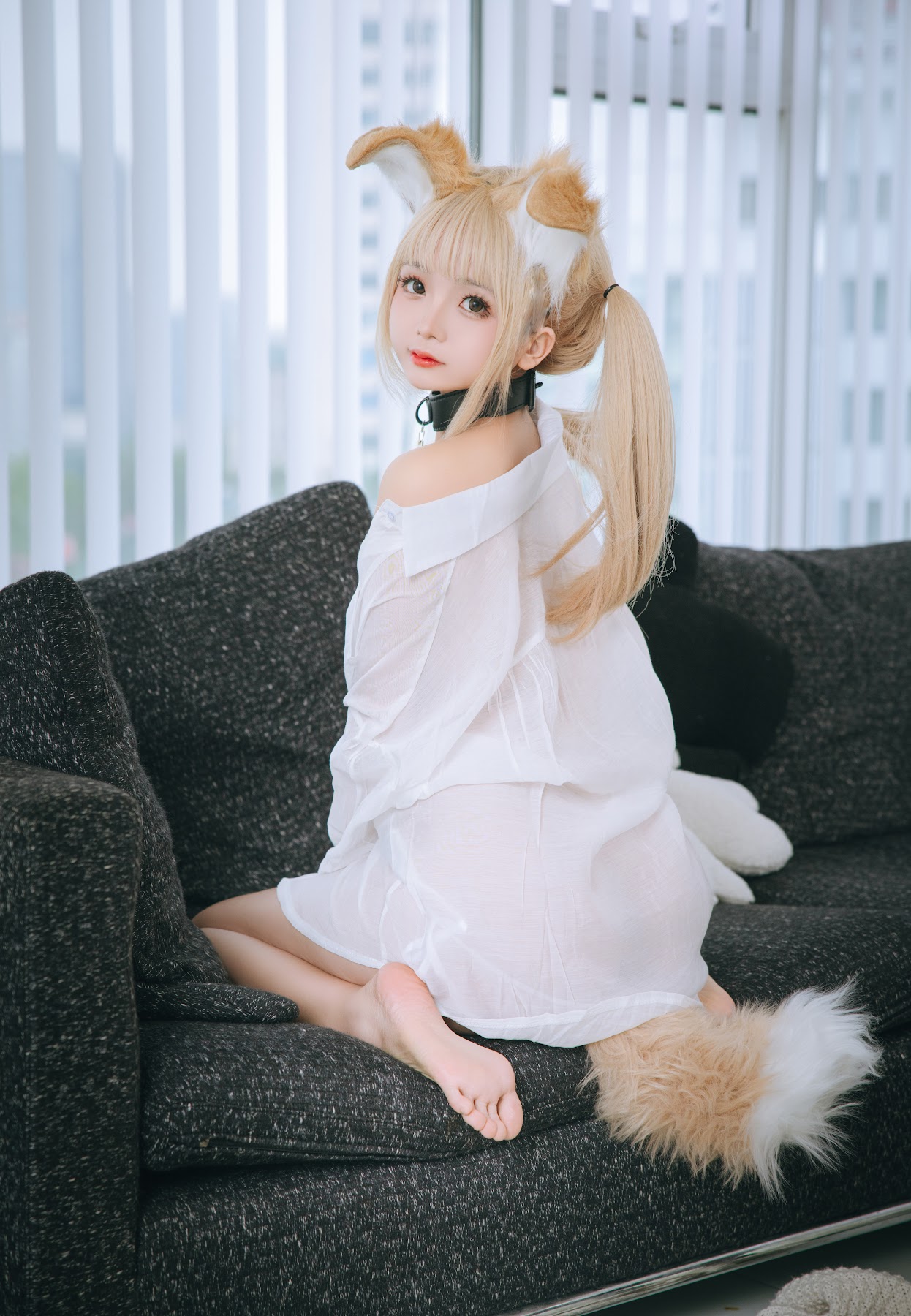 Coser@日奈娇 – 衬衫小狗 - P48
