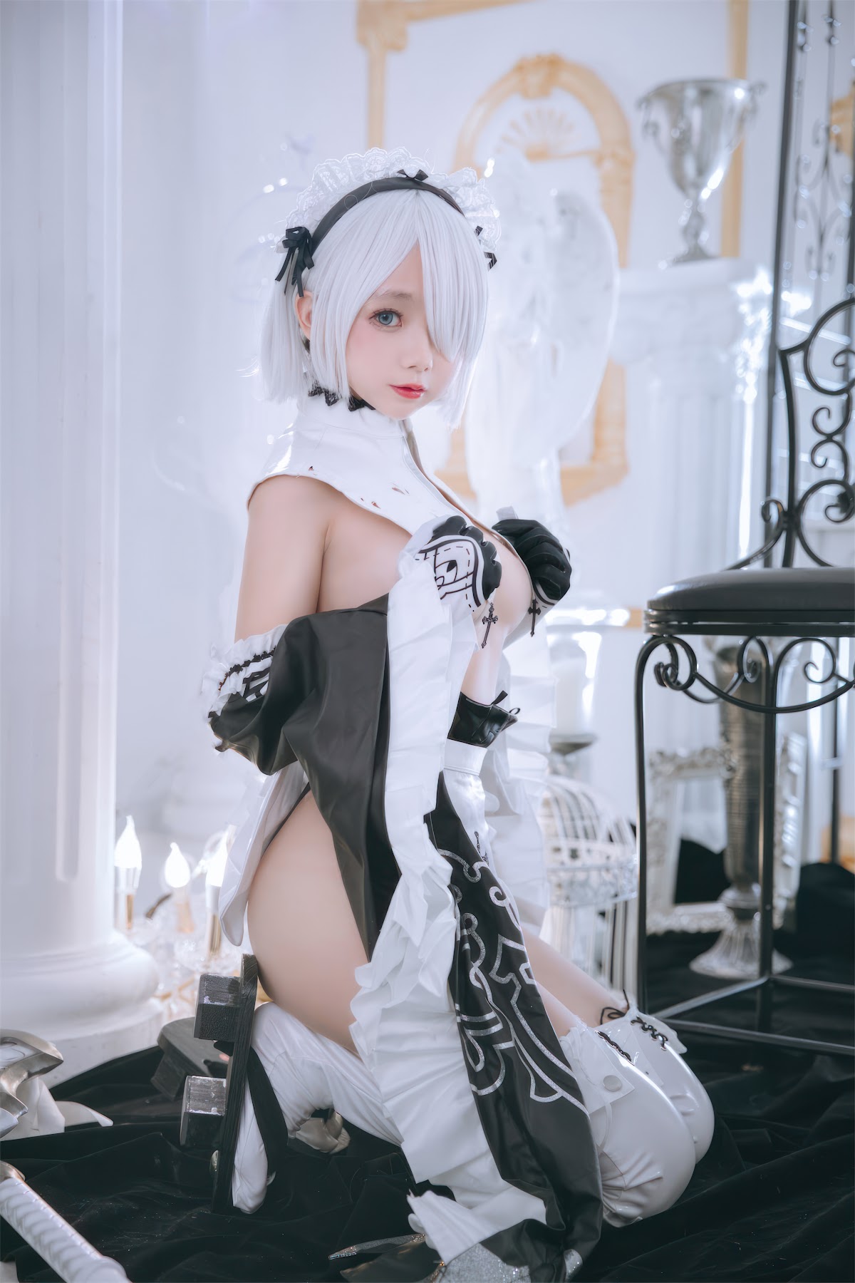 Coser@日奈娇 – 2B奶盖女仆 - P33
