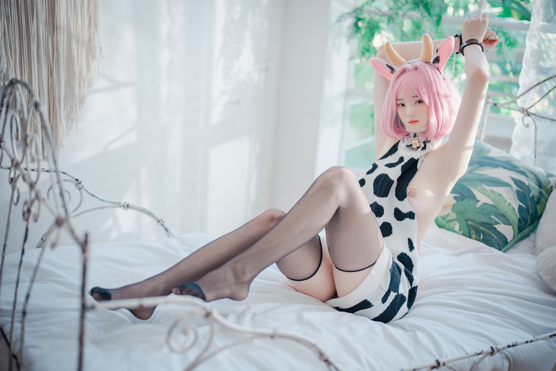 DJAWA Photo – Bambi (밤비) – Riamu’s Celebrating the Year of the Cow - P16