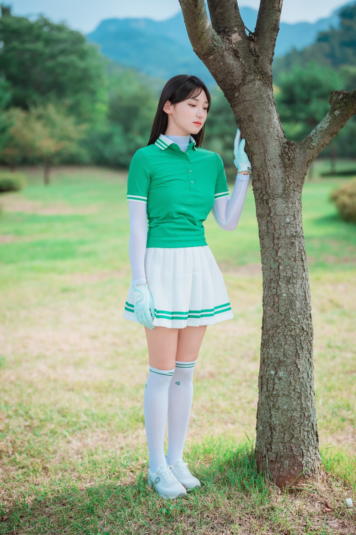 DJAWA Photo – HENDOONG (혠둥이) – On Green - P7