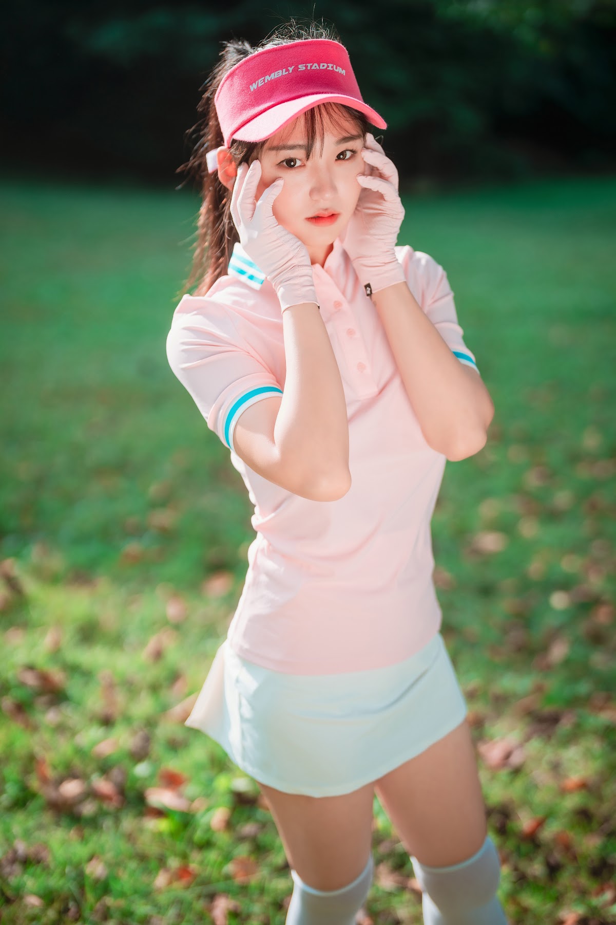 DJAWA Photo – HENDOONG (혠둥이) – On Green - P80