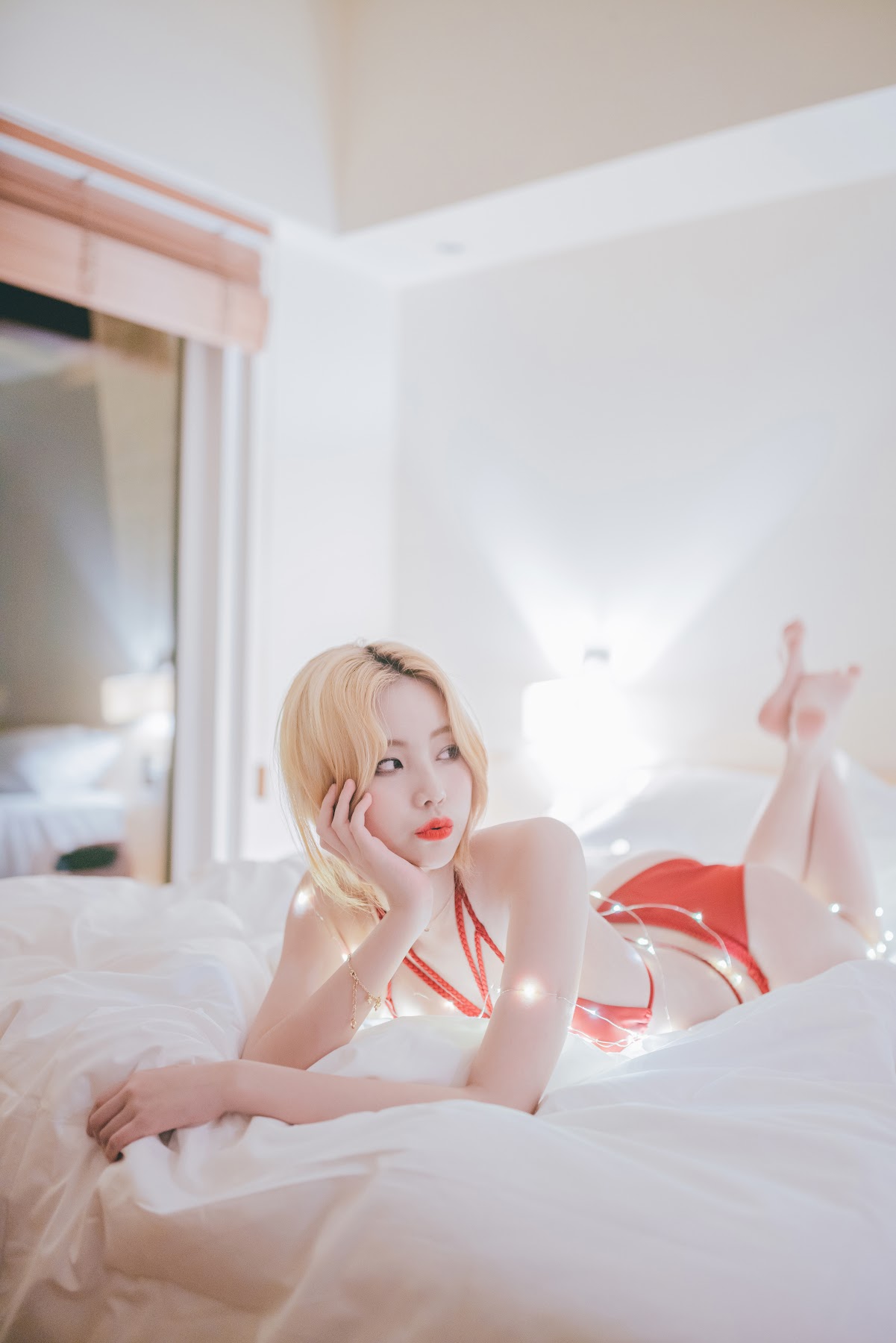 SAINT Photolife – Yuna (유나) Vol.14 – Jeju Story Part 1 - P86
