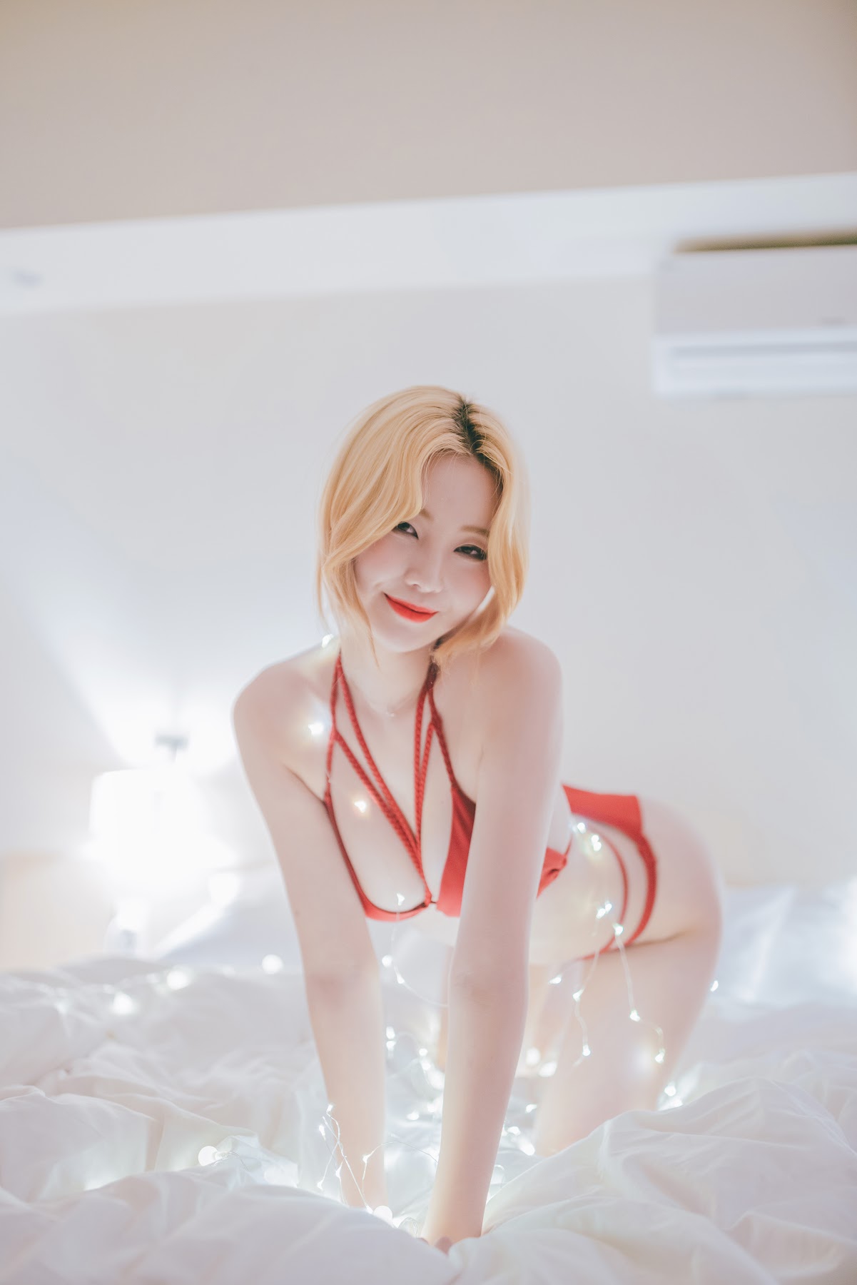 SAINT Photolife – Yuna (유나) Vol.14 – Jeju Story Part 1 - P88