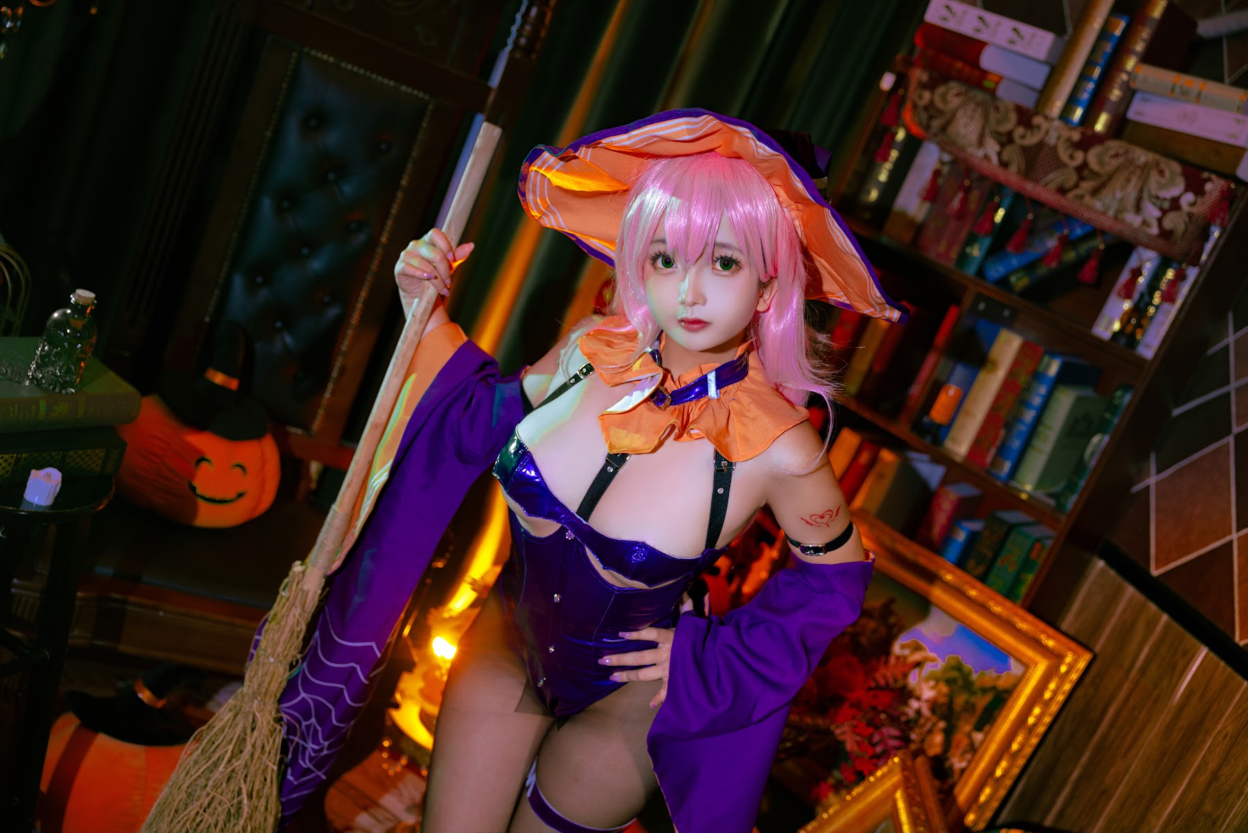 Coser@日奈娇 – 孟菲斯 - P10