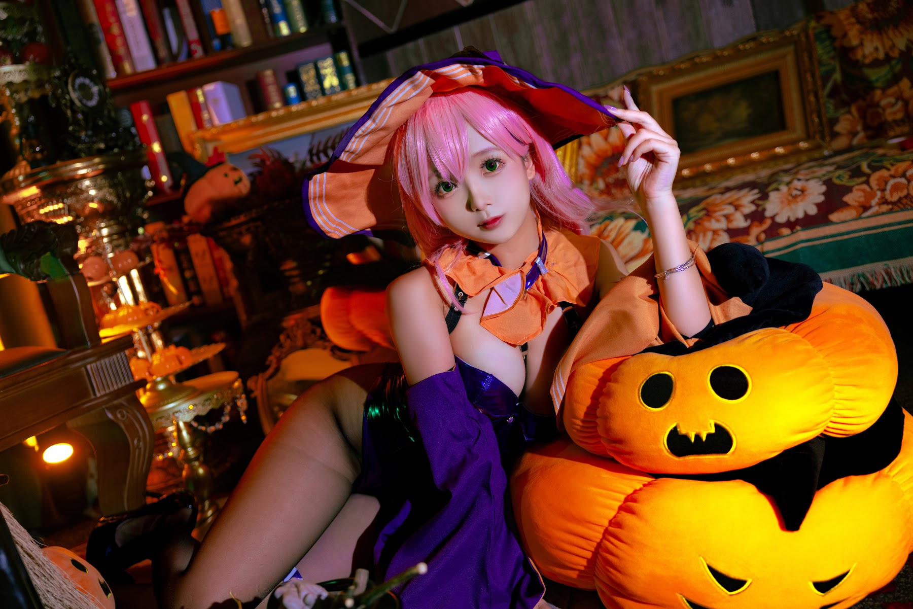 Coser@日奈娇 – 孟菲斯 - P13