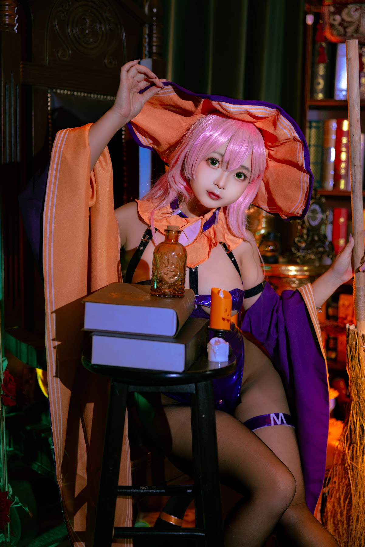 Coser@日奈娇 – 孟菲斯 - P22