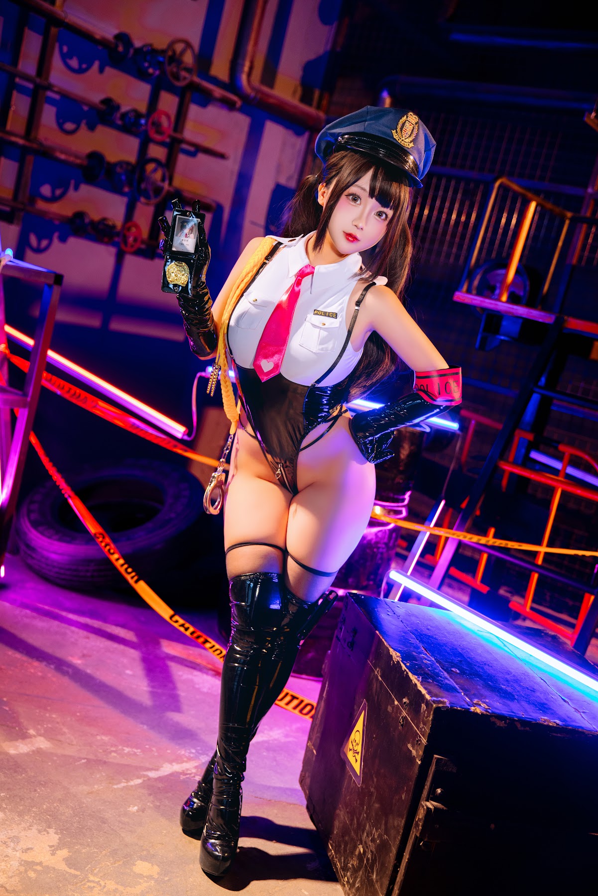 Coser@日奈娇 – 实习女警 - P63