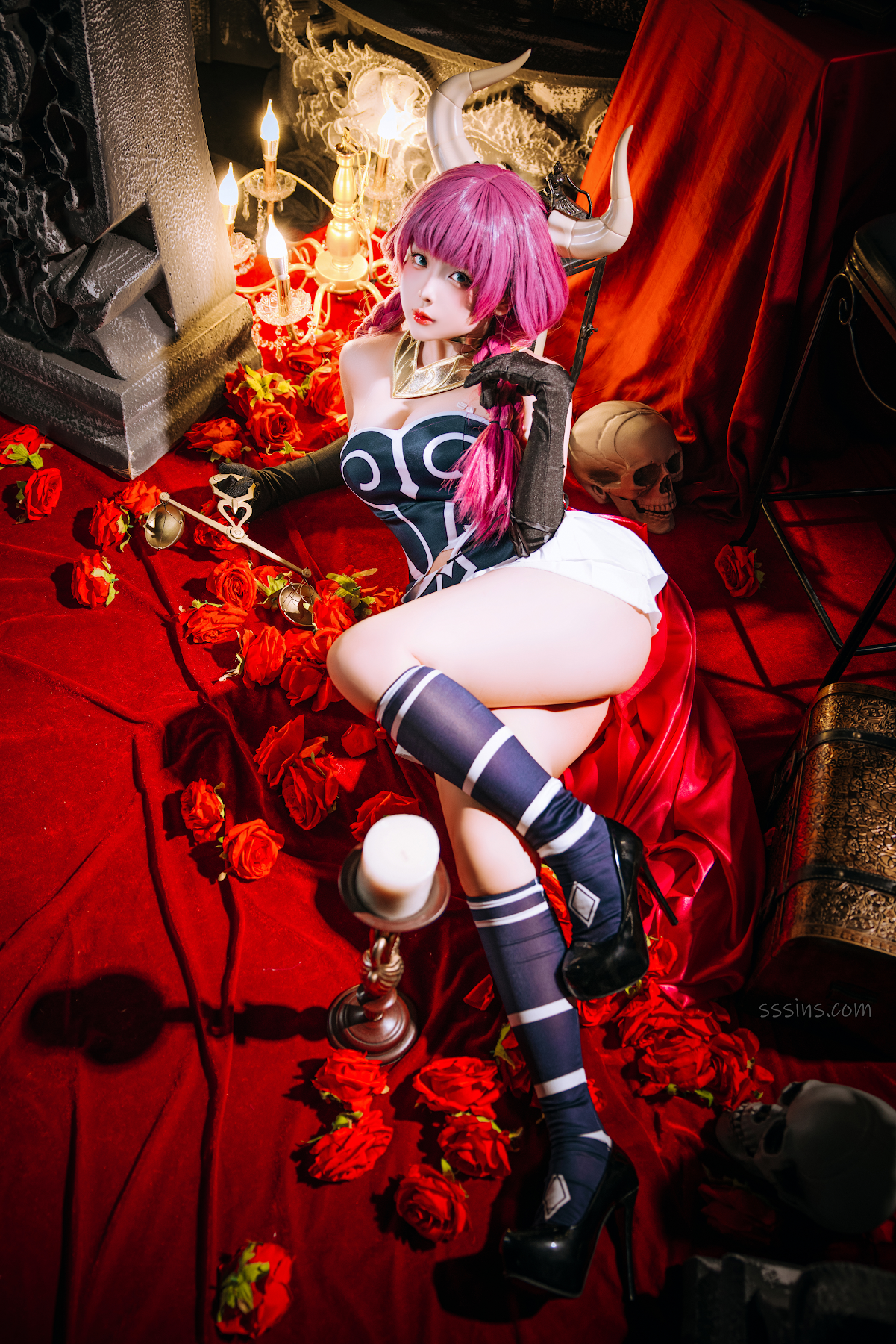 Coser@日奈娇 – 断头台阿乌拉 - P52