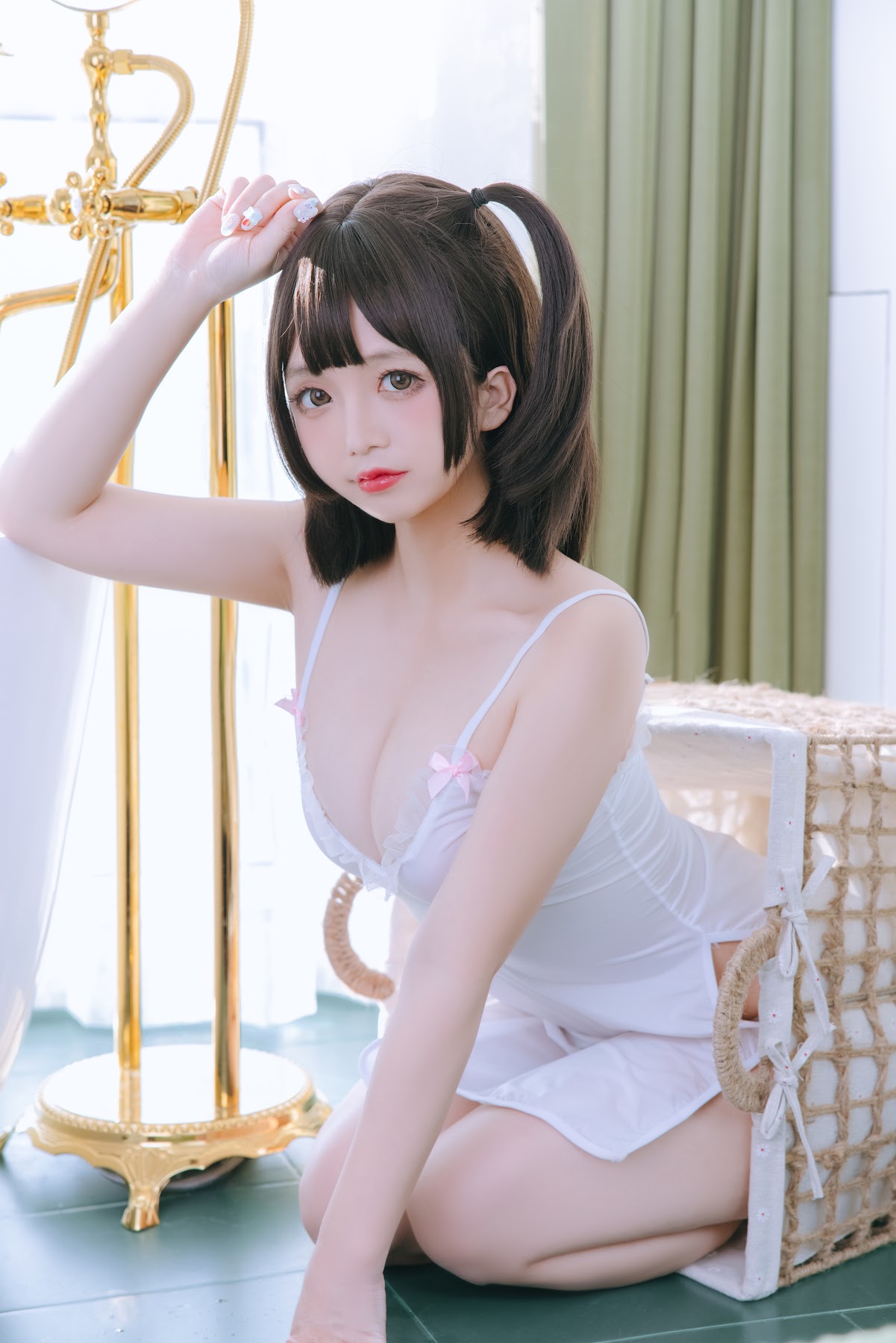 Coser@日奈娇 – 湿身小白裙 - P17