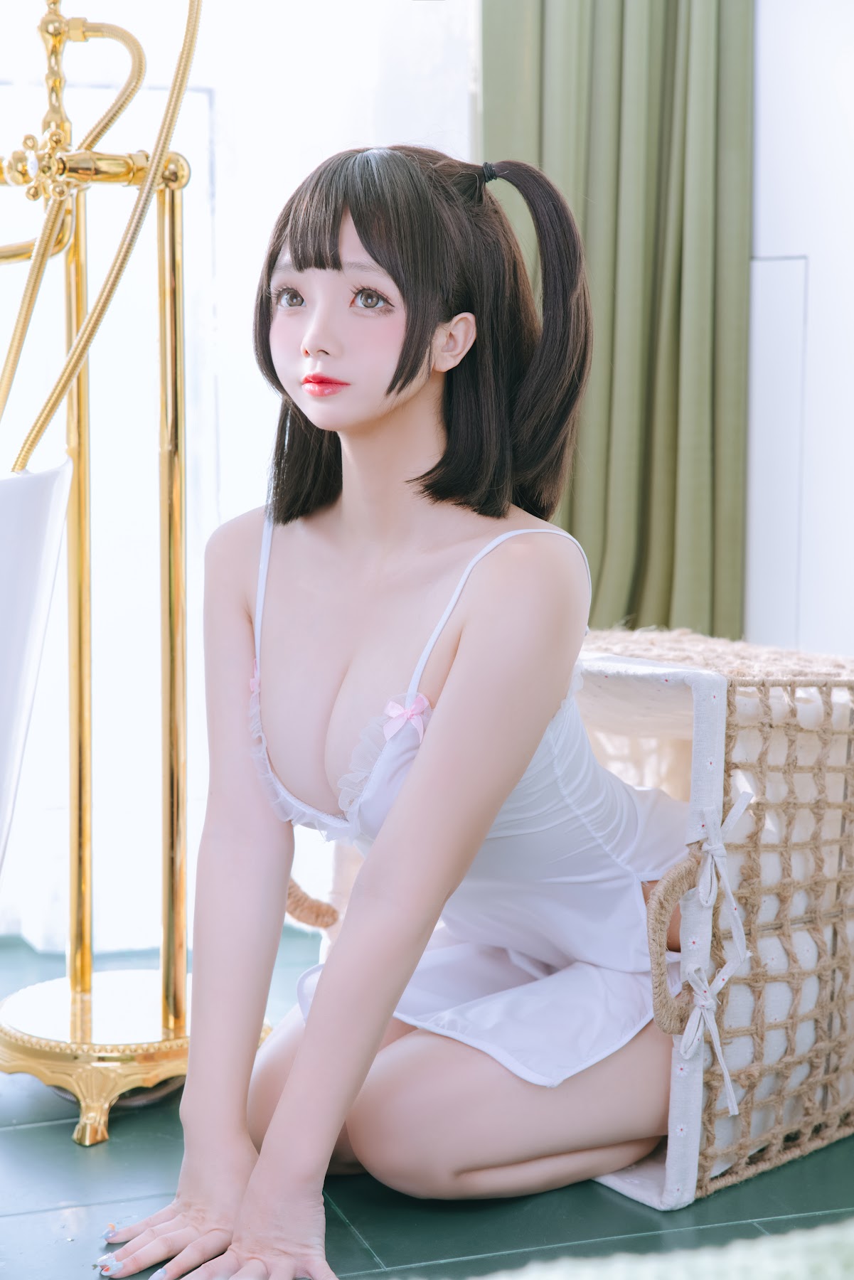 Coser@日奈娇 – 湿身小白裙 - P18
