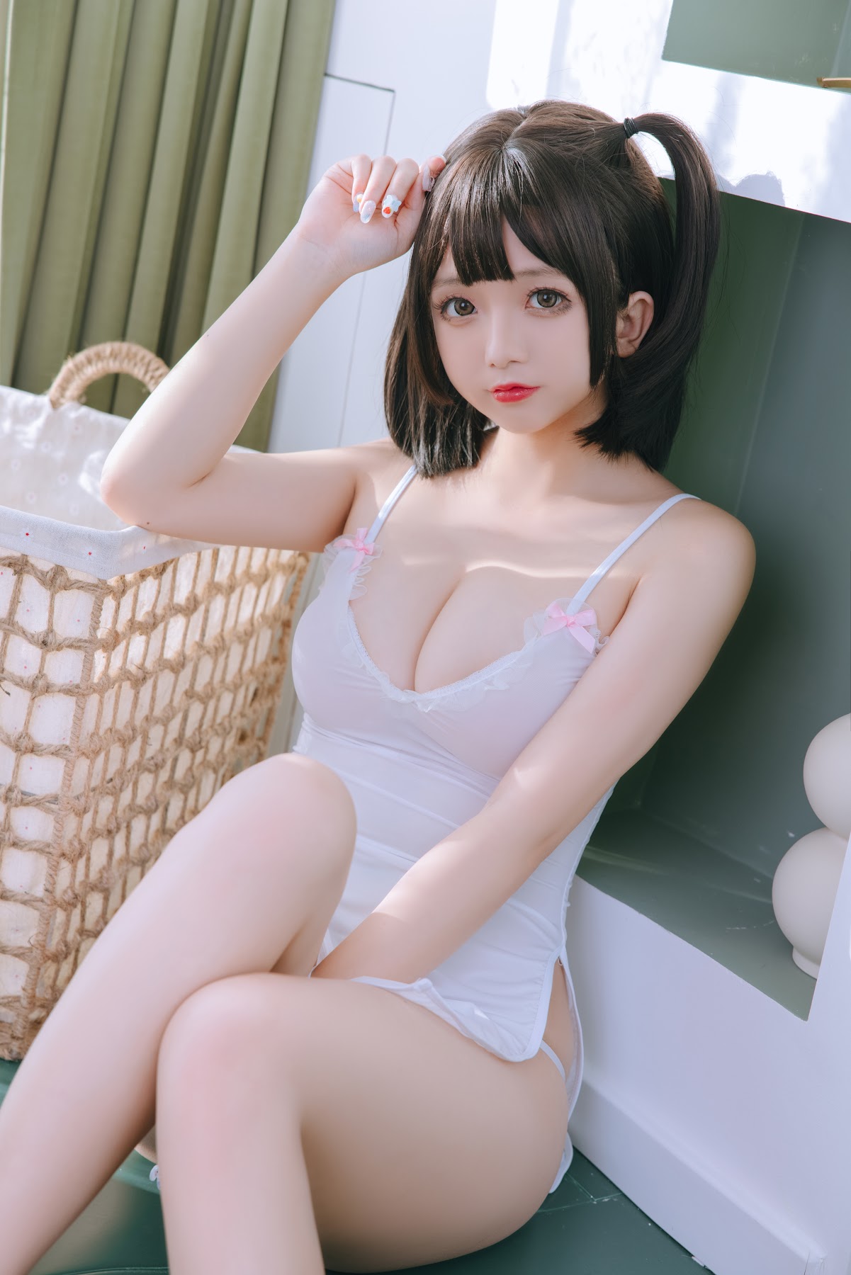 Coser@日奈娇 – 湿身小白裙 - P21