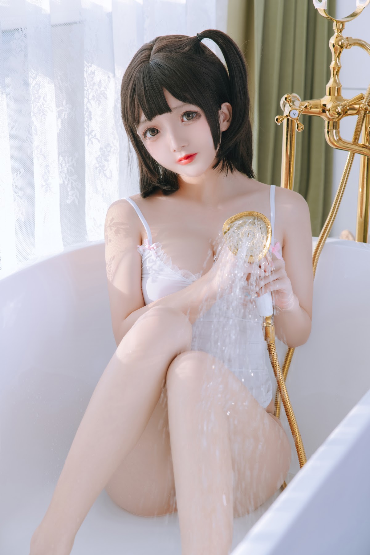 Coser@日奈娇 – 湿身小白裙 - P43