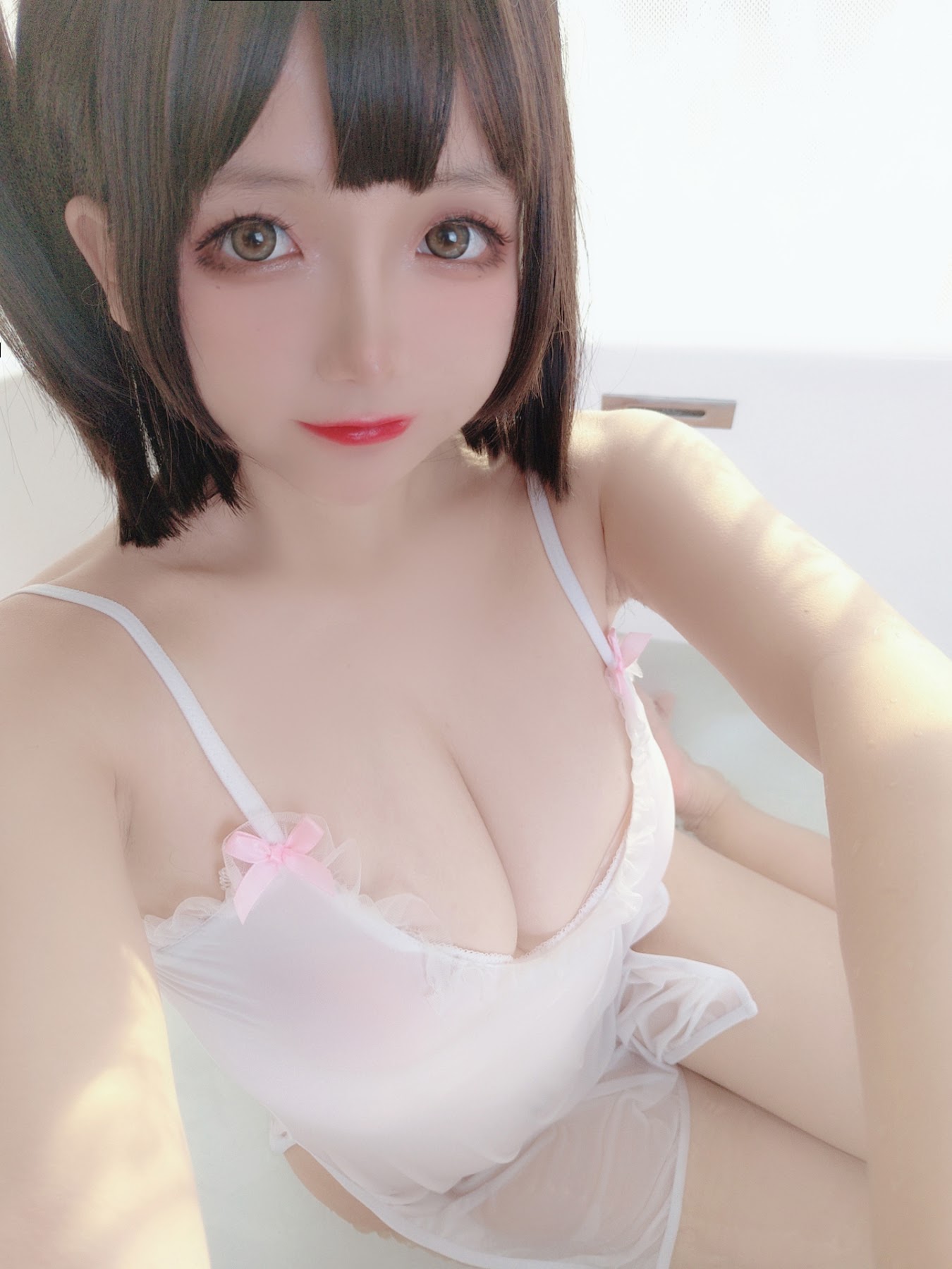 Coser@日奈娇 – 湿身小白裙 - P79