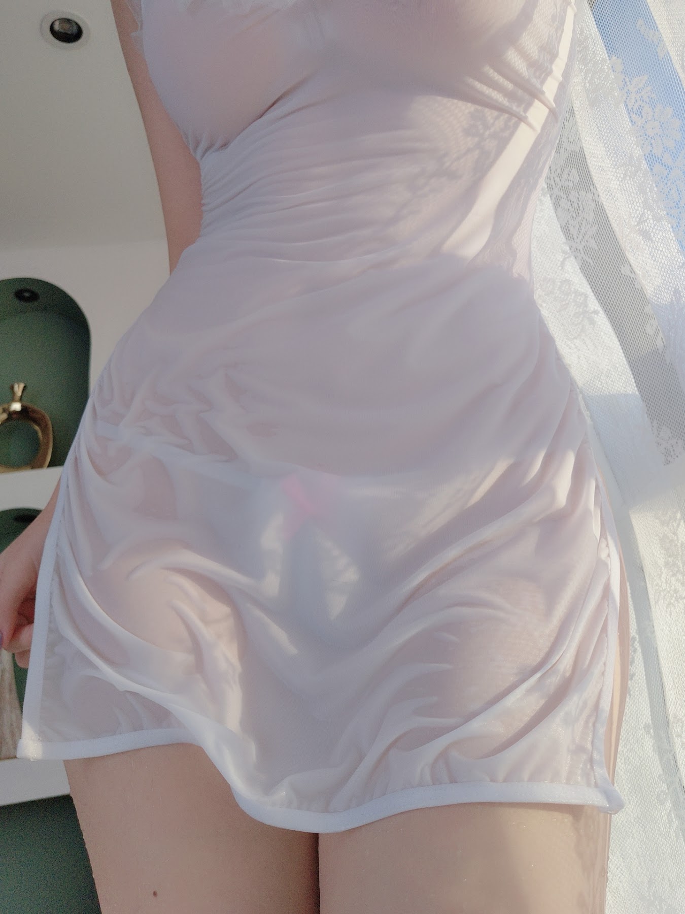 Coser@日奈娇 – 湿身小白裙 - P81