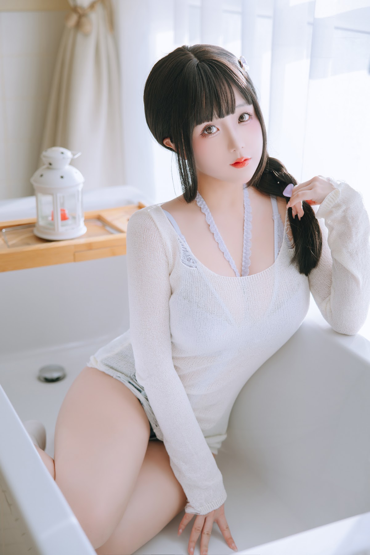 Coser@日奈娇 – 牛仔裤人妻 - P24