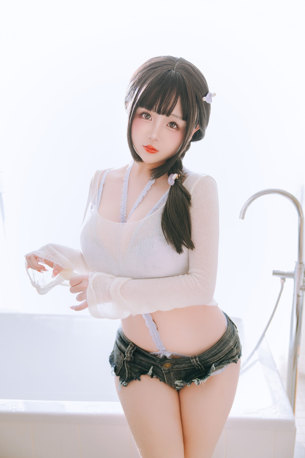 Coser@日奈娇 – 牛仔裤人妻 - P54