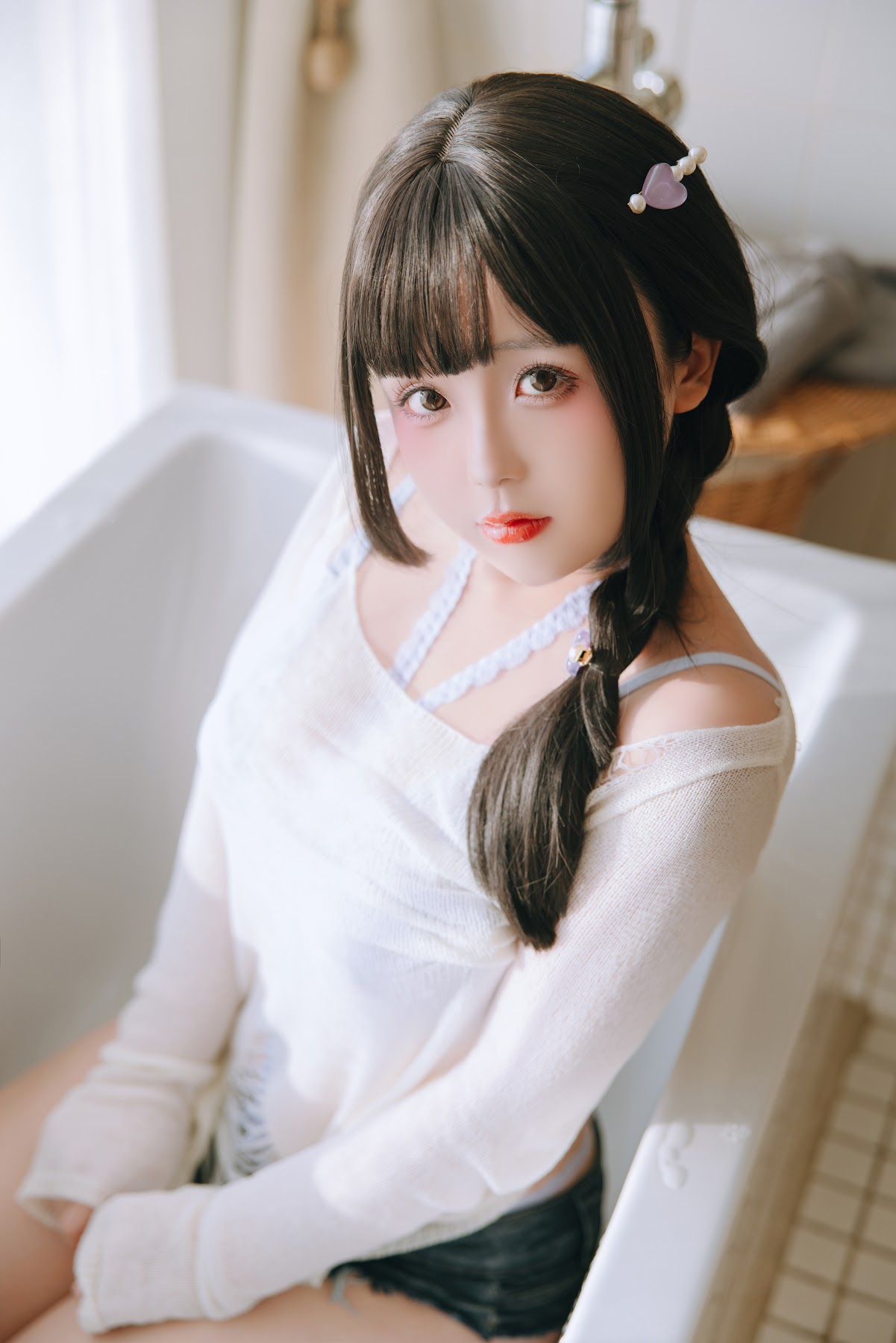 Coser@日奈娇 – 牛仔裤人妻 - P57