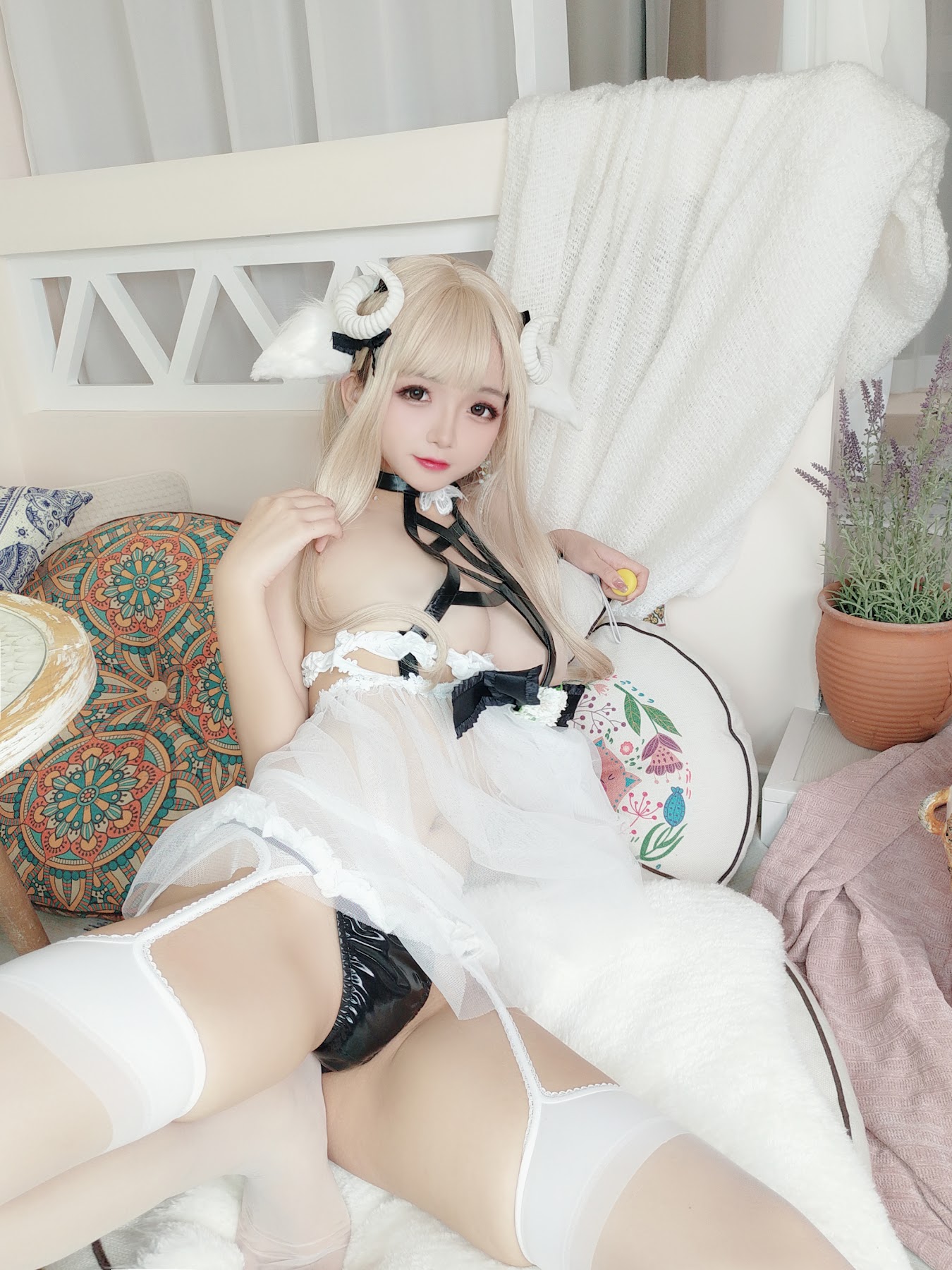 Coser@日奈娇 – 白小绵羊 - P46
