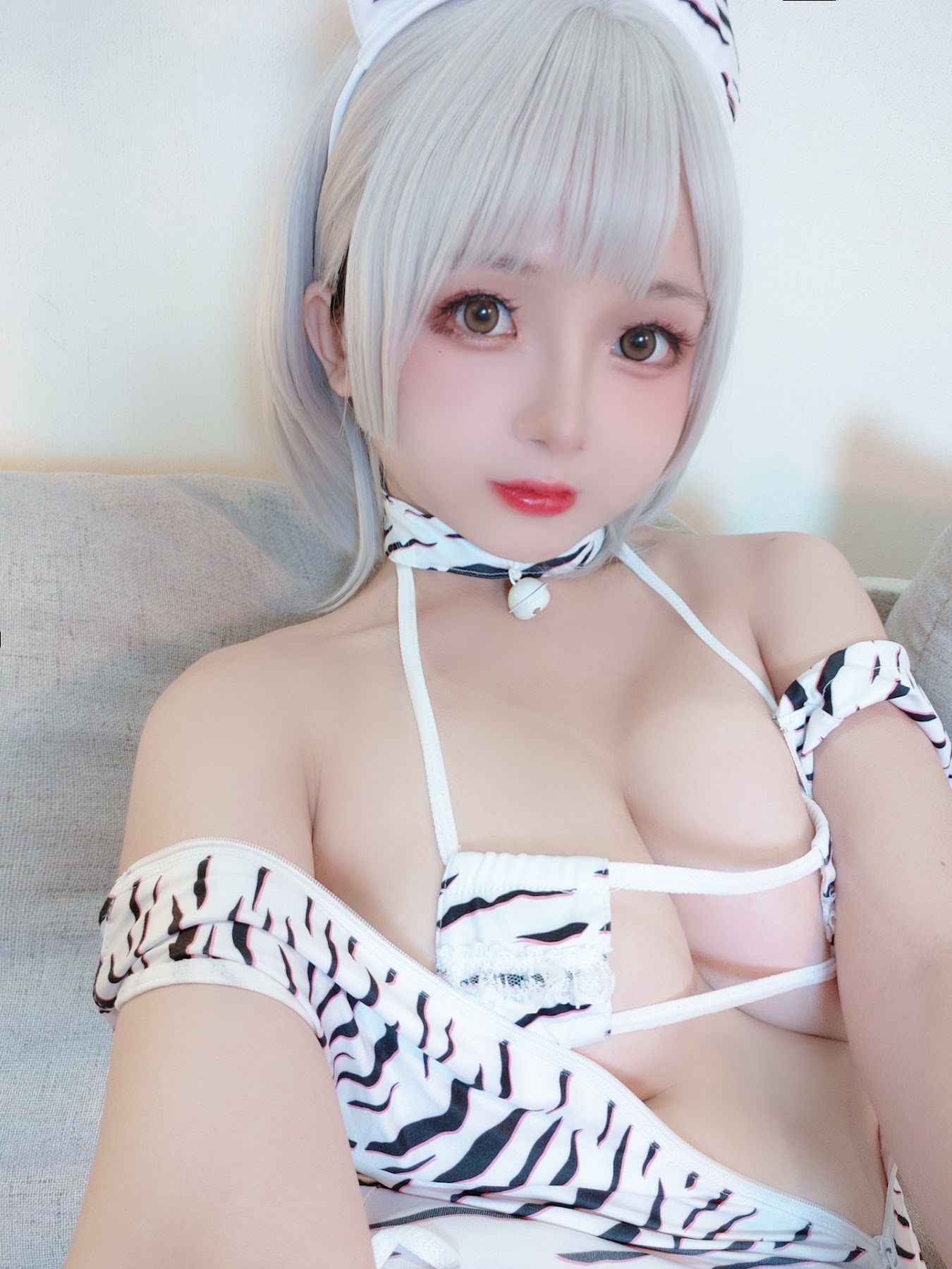 Coser@日奈娇 – 白虎 - P9