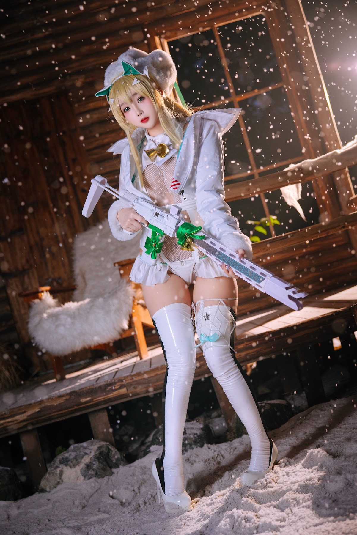 Coser@日奈娇 – 胜利女神 妮姬露菲 - P16