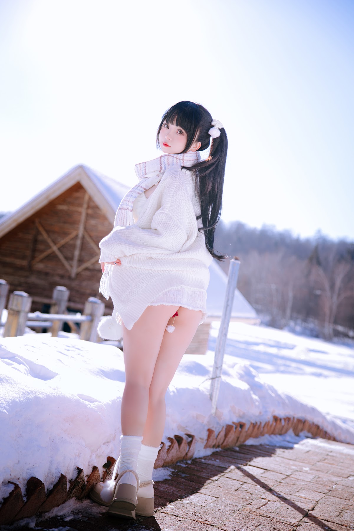 Coser@日奈娇 – 雪地少女 - P23