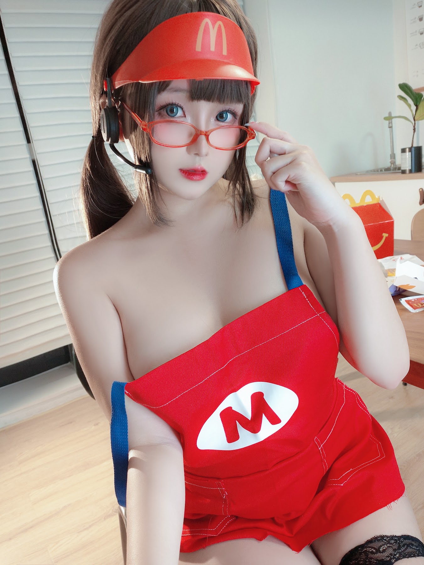 Coser@日奈娇 – 麦乐送 - P22