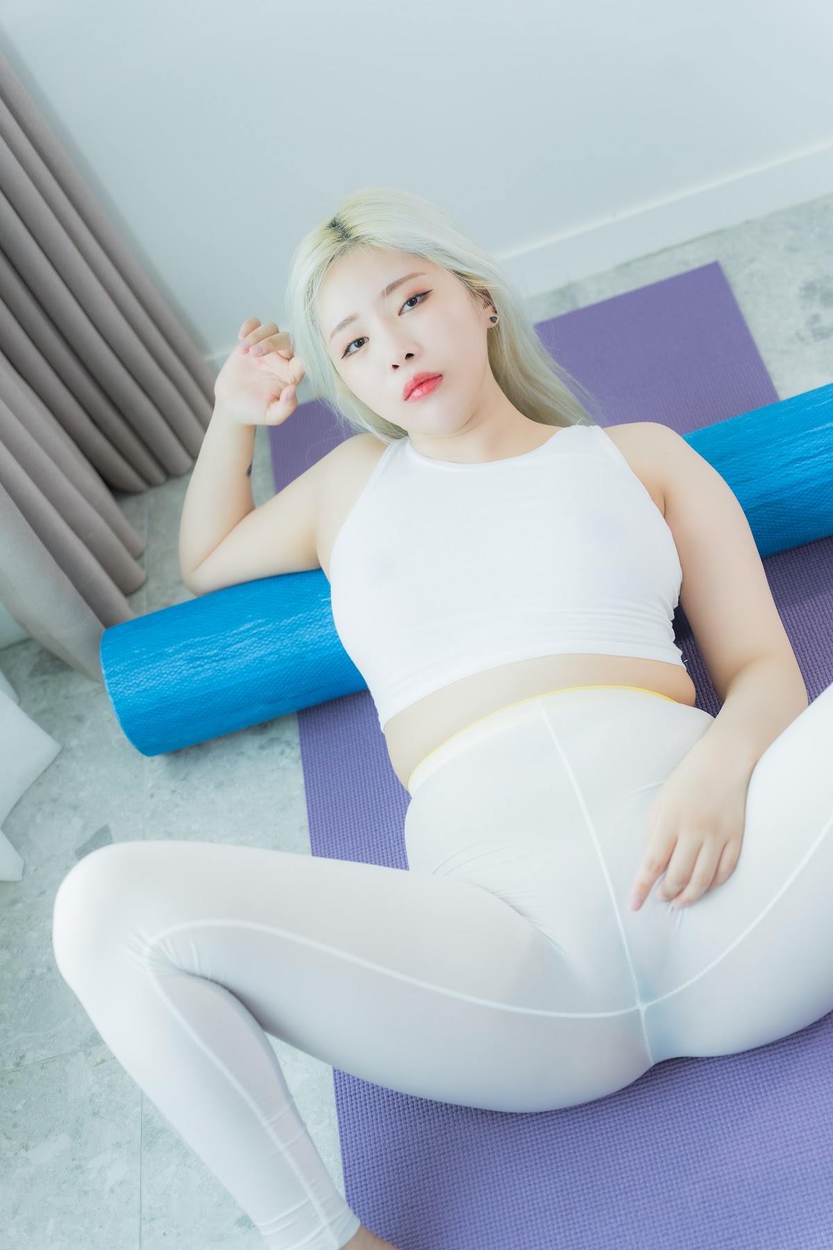 Yuna (유나) – Leggings & Neko - P13