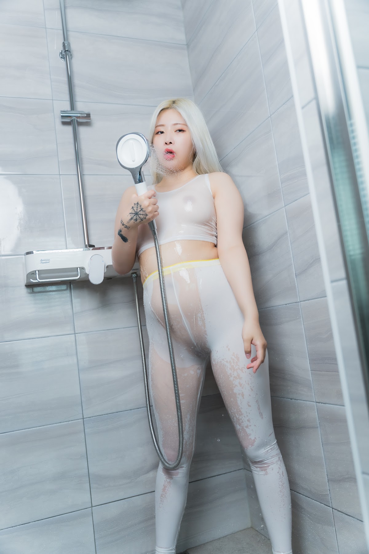Yuna (유나) – Leggings & Neko - P18