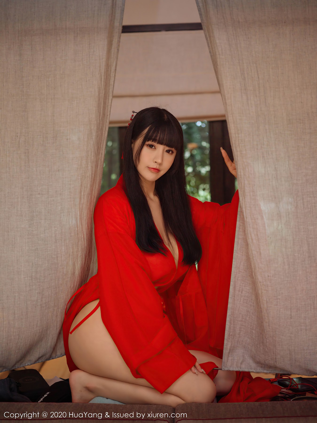 HuaYang Vol.310 Zhu Ke Er (朱可儿Flower) - P14
