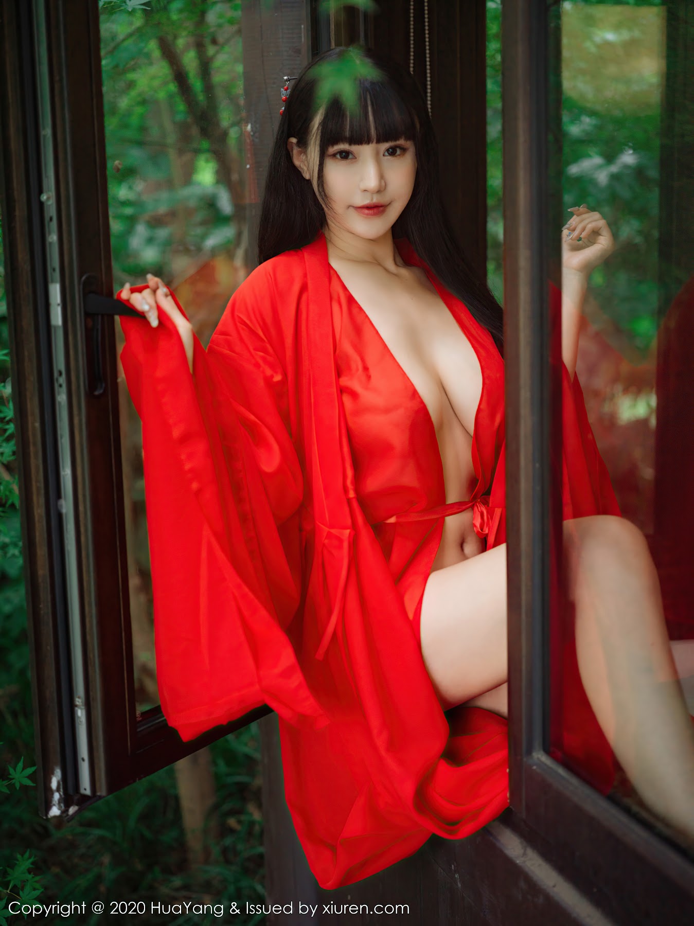 HuaYang Vol.310 Zhu Ke Er (朱可儿Flower) - P2