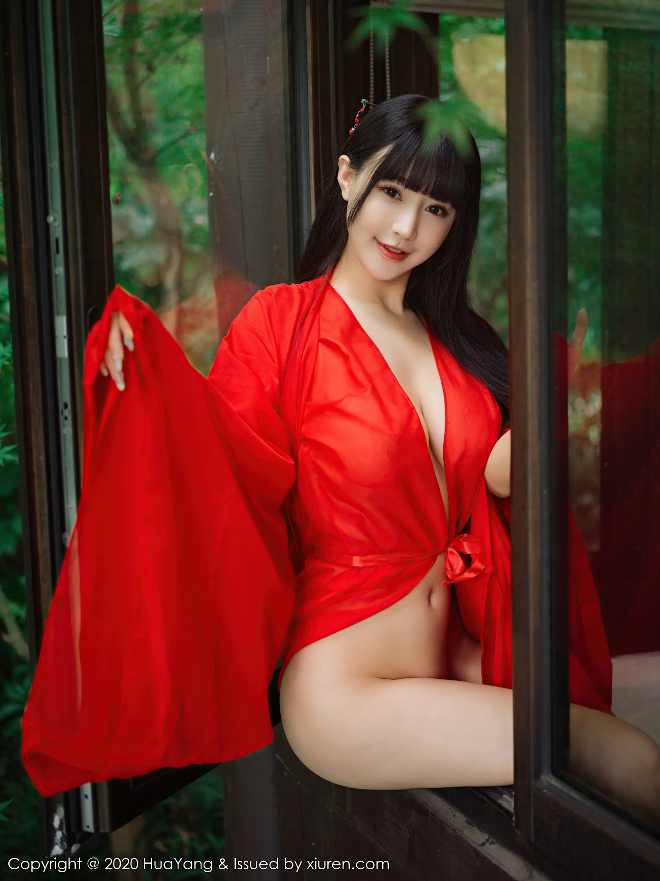 HuaYang Vol.310 Zhu Ke Er (朱可儿Flower) - P4
