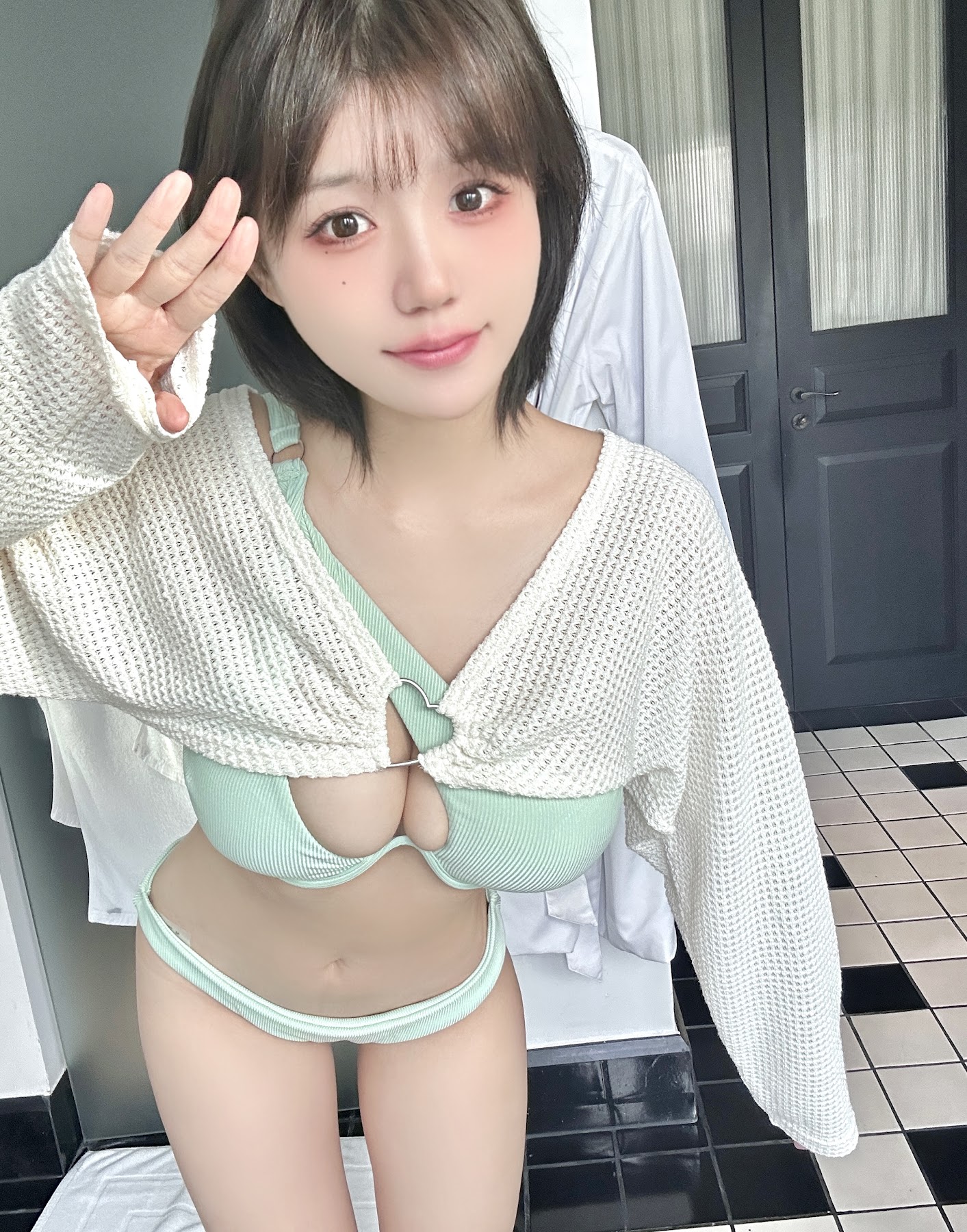 Coser@小仓千代w – Fantia Sep 2023 - P45